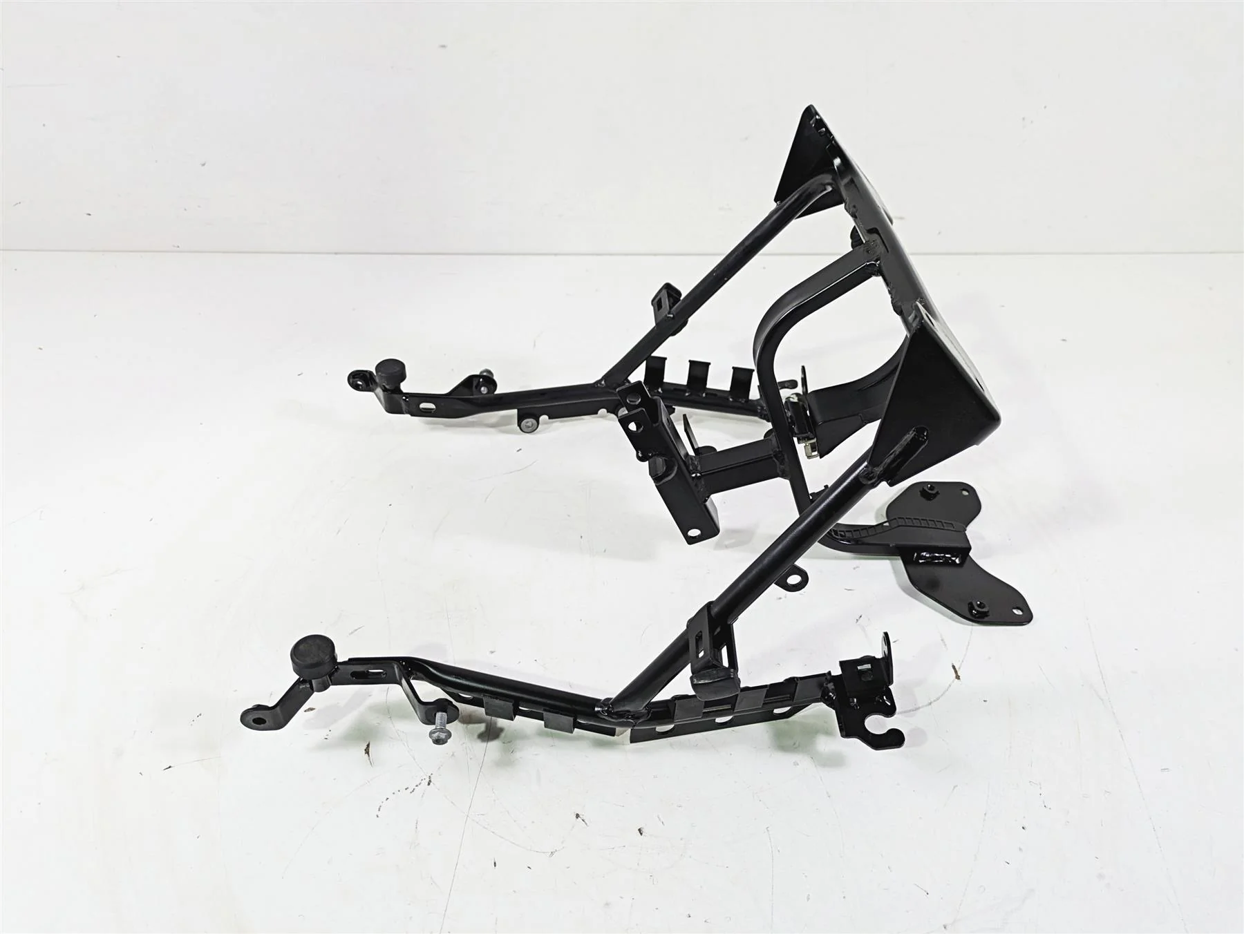 2016 Moto Guzzi Stelvio 1200 8V NTX Front Fairing Stay Holder Carrier 886646 - Image 3