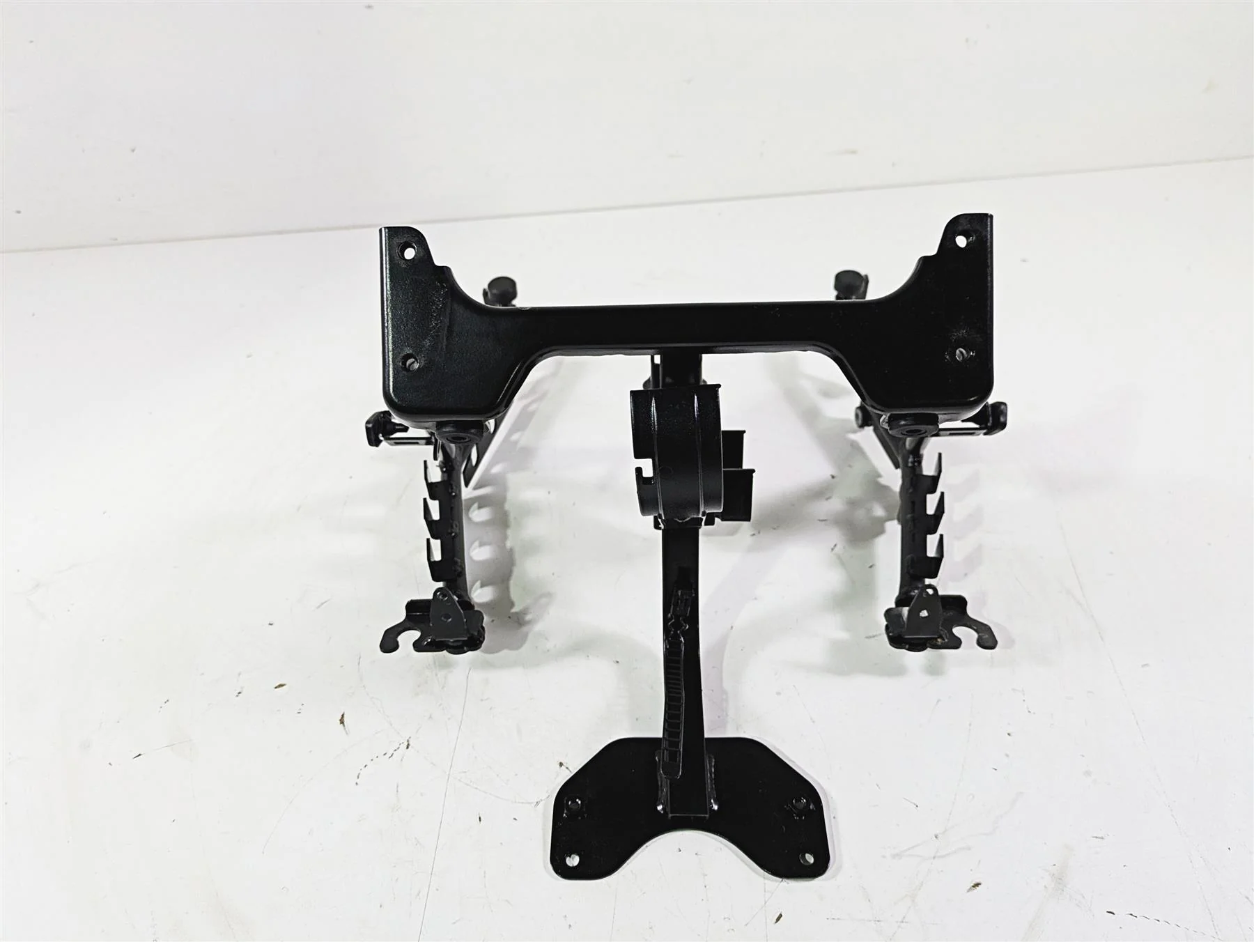 2016 Moto Guzzi Stelvio 1200 8V NTX Front Fairing Stay Holder Carrier 886646 - Image 4