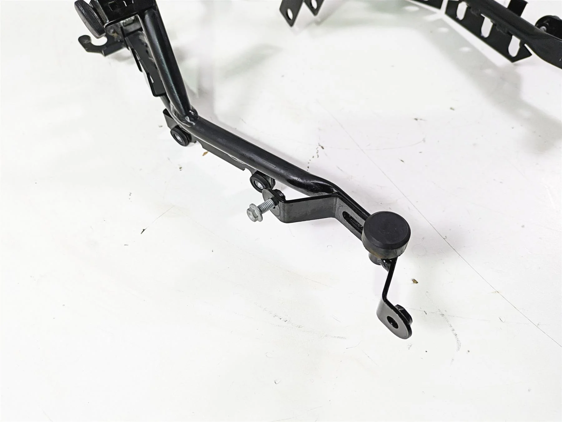 2016 Moto Guzzi Stelvio 1200 8V NTX Front Fairing Stay Holder Carrier 886646 - Image 8