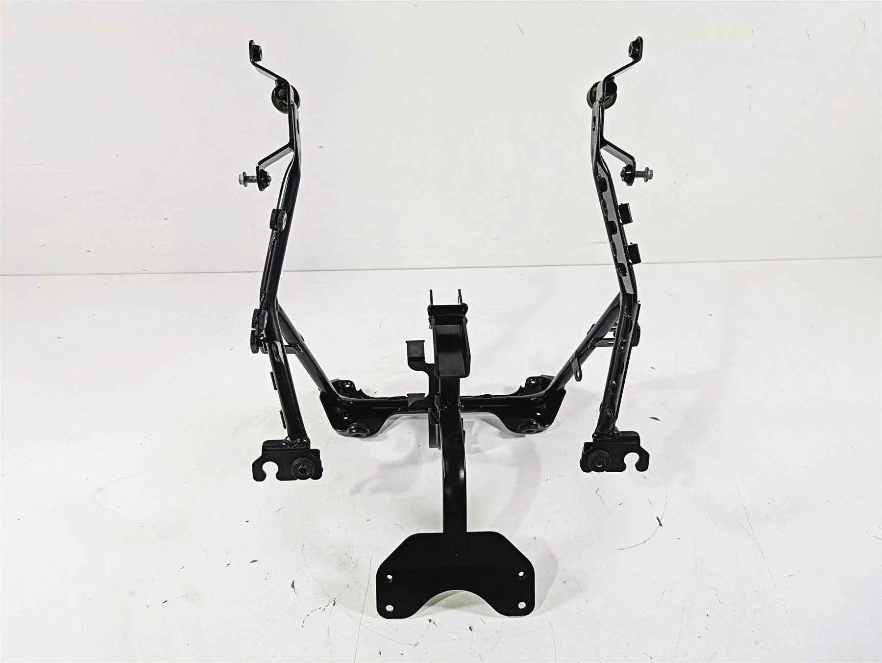 2016 Moto Guzzi Stelvio 1200 8V NTX Front Fairing Stay Holder Carrier 886646 - Image 9