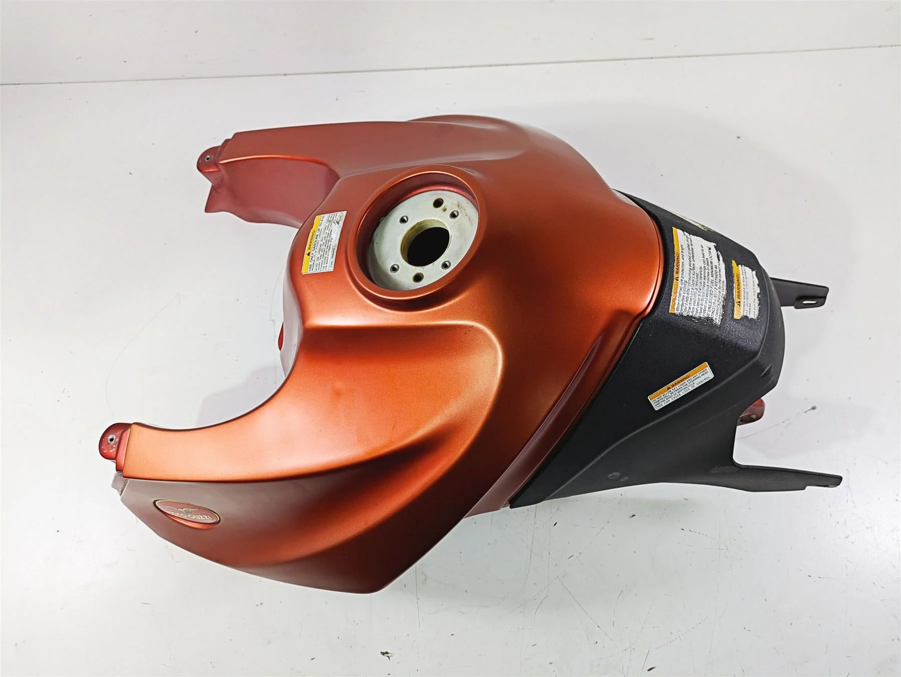 2016 Moto Guzzi Stelvio 1200 8V NTX Fuel Gas Petrol Tank & Rear Cover 897635 - Image 5