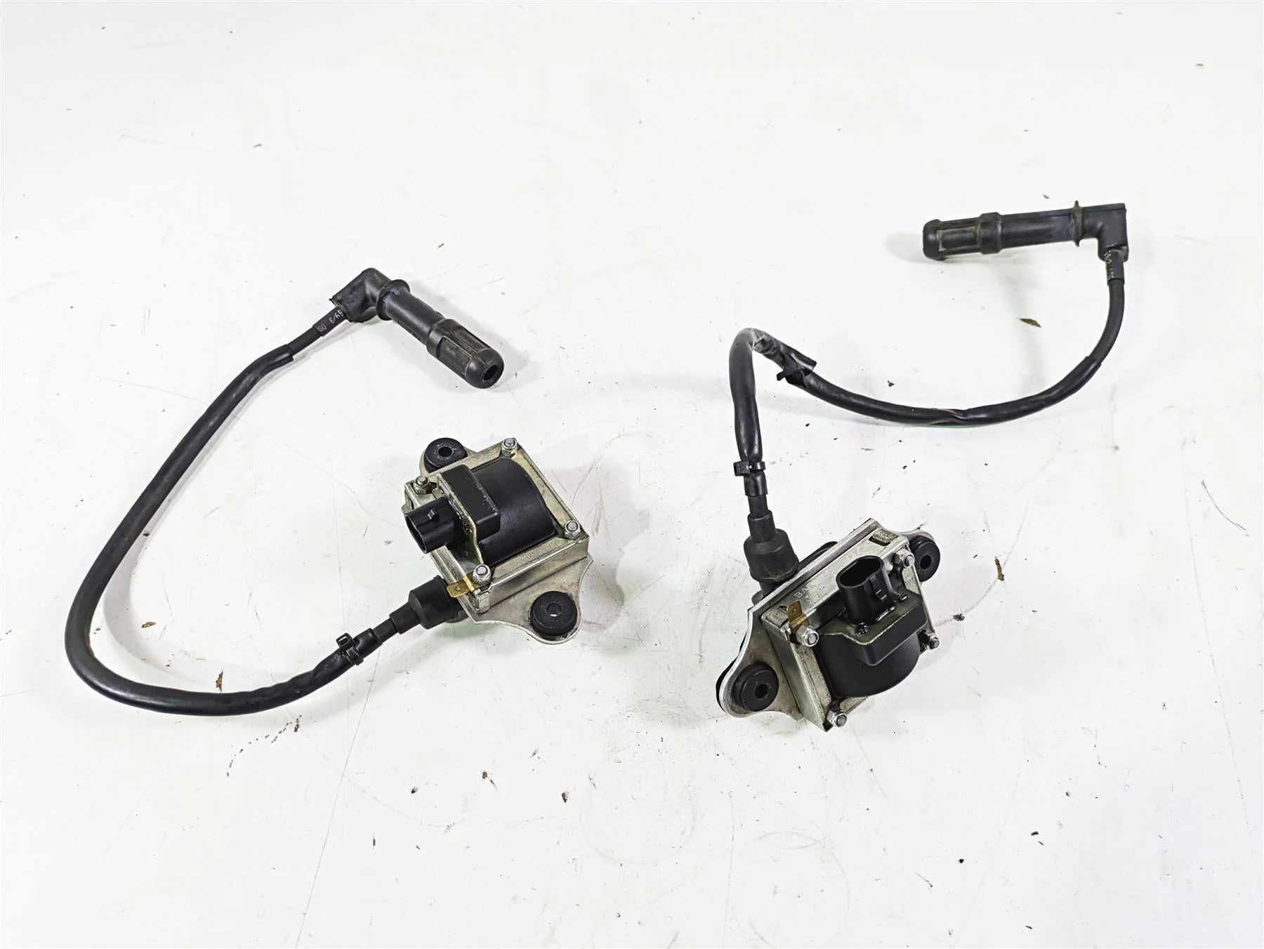 2016 Moto Guzzi Stelvio 1200 8V NTX Ignition Coil Wires Plugs Set GU30716500