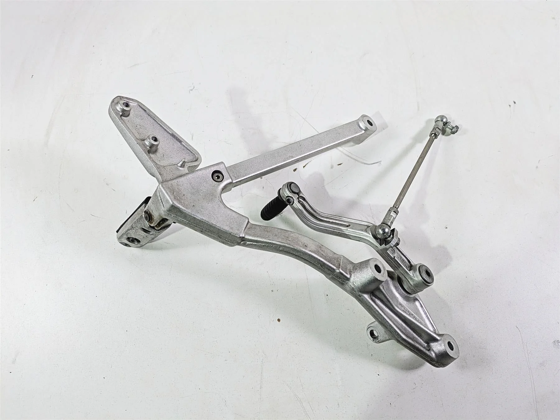 2016 Moto Guzzi Stelvio 1200 8V NTX Left Footpeg Mount & Shift Lever 883103 - Image 10