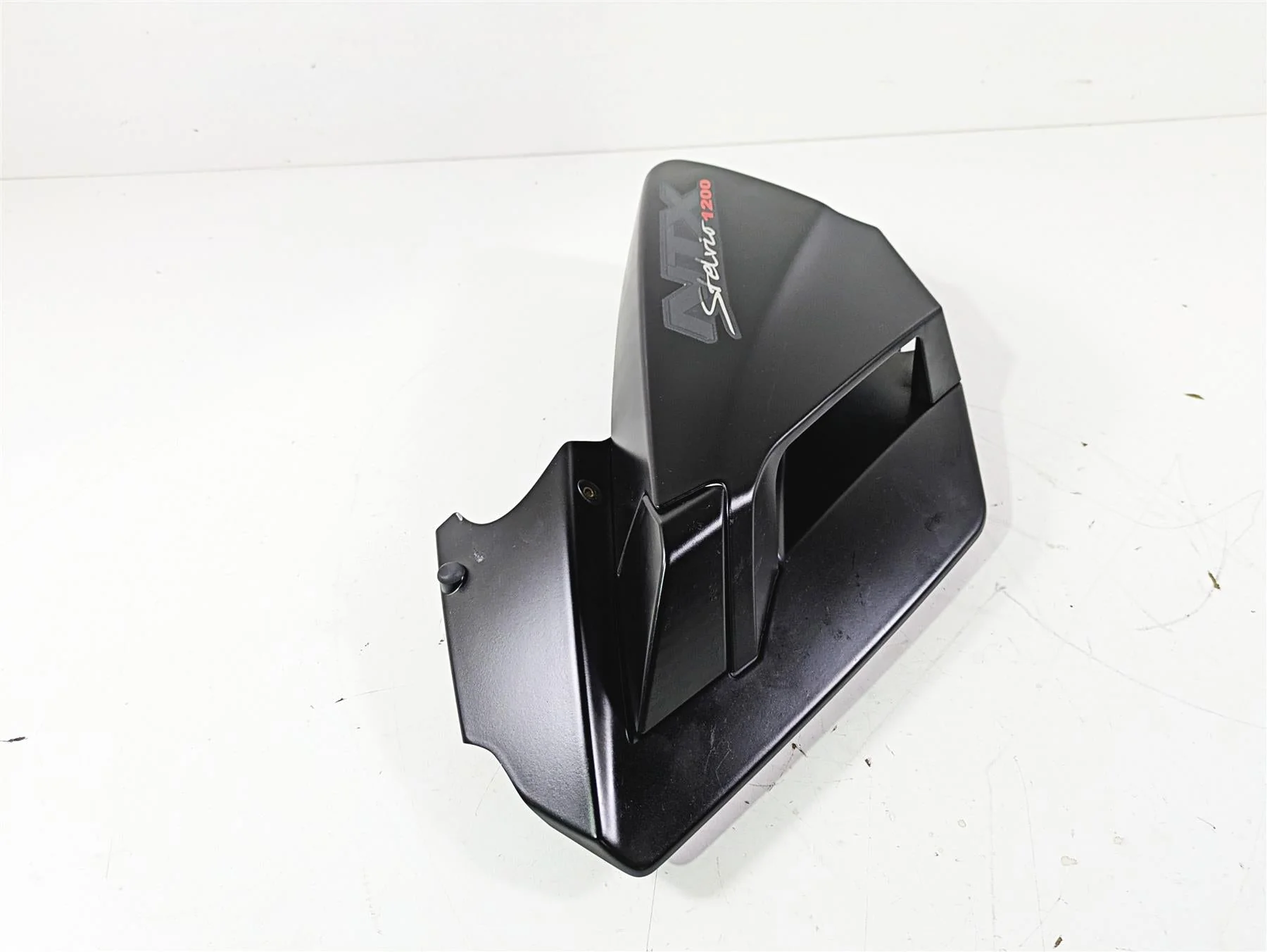 2016 Moto Guzzi Stelvio 1200 8V NTX Left Fuel Tank Side Cover Set - Read 897638 - Image 4