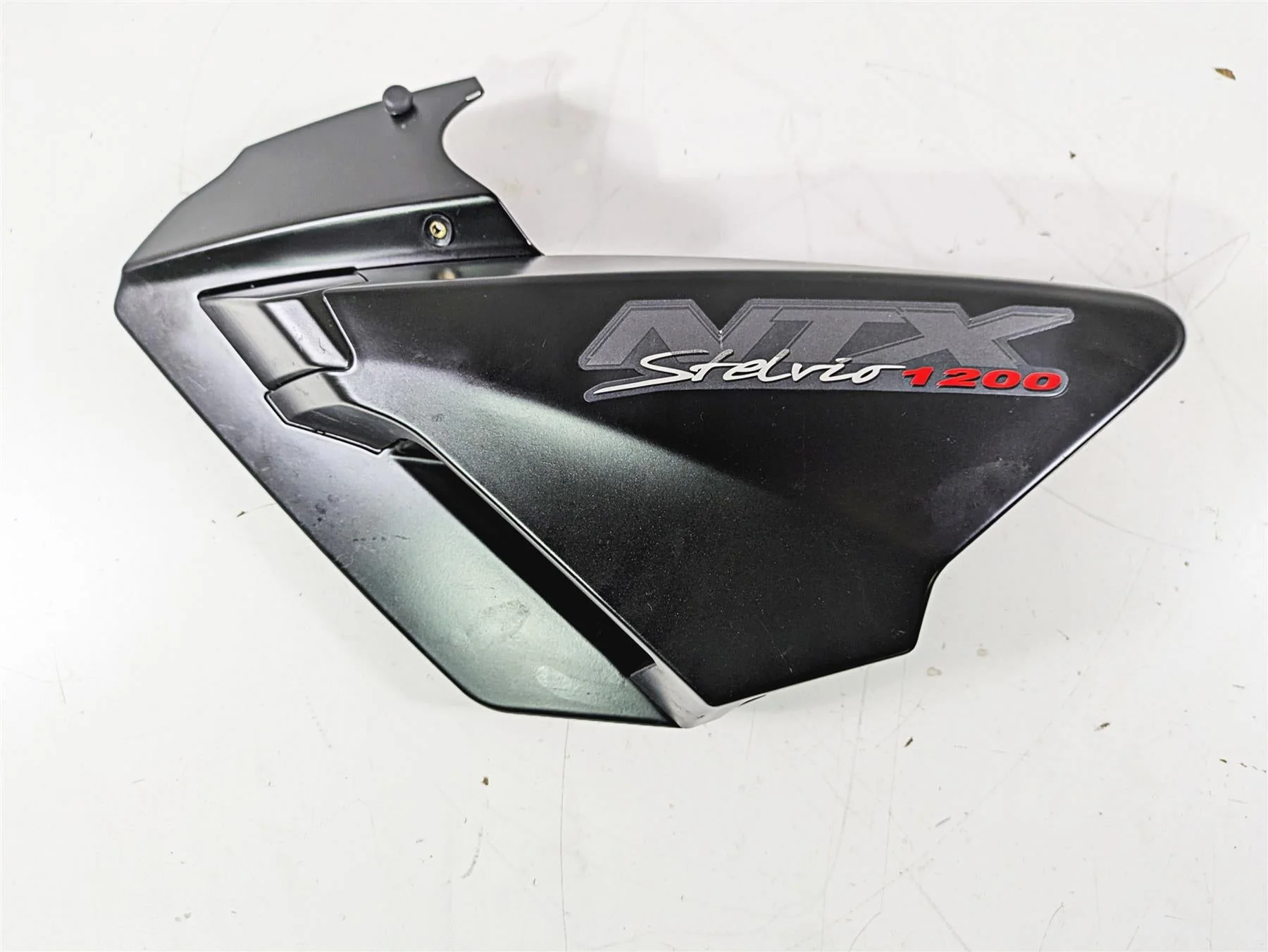 2016 Moto Guzzi Stelvio 1200 8V NTX Left Fuel Tank Side Cover Set - Read 897638 - Image 5