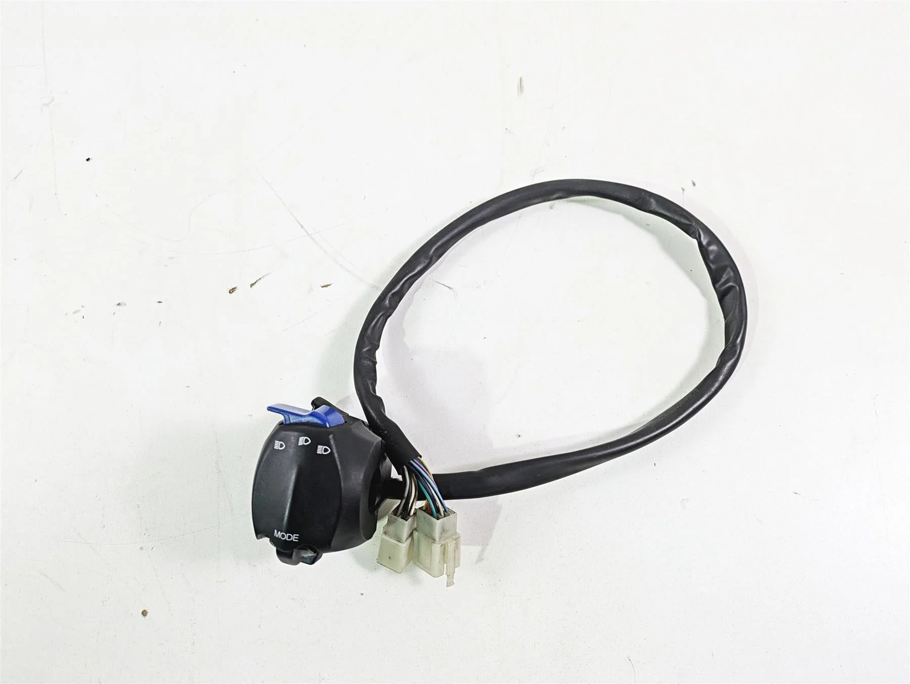 2016 Moto Guzzi Stelvio 1200 8V NTX Left Hand Turn Signal Control Switch 886229 - Image 5
