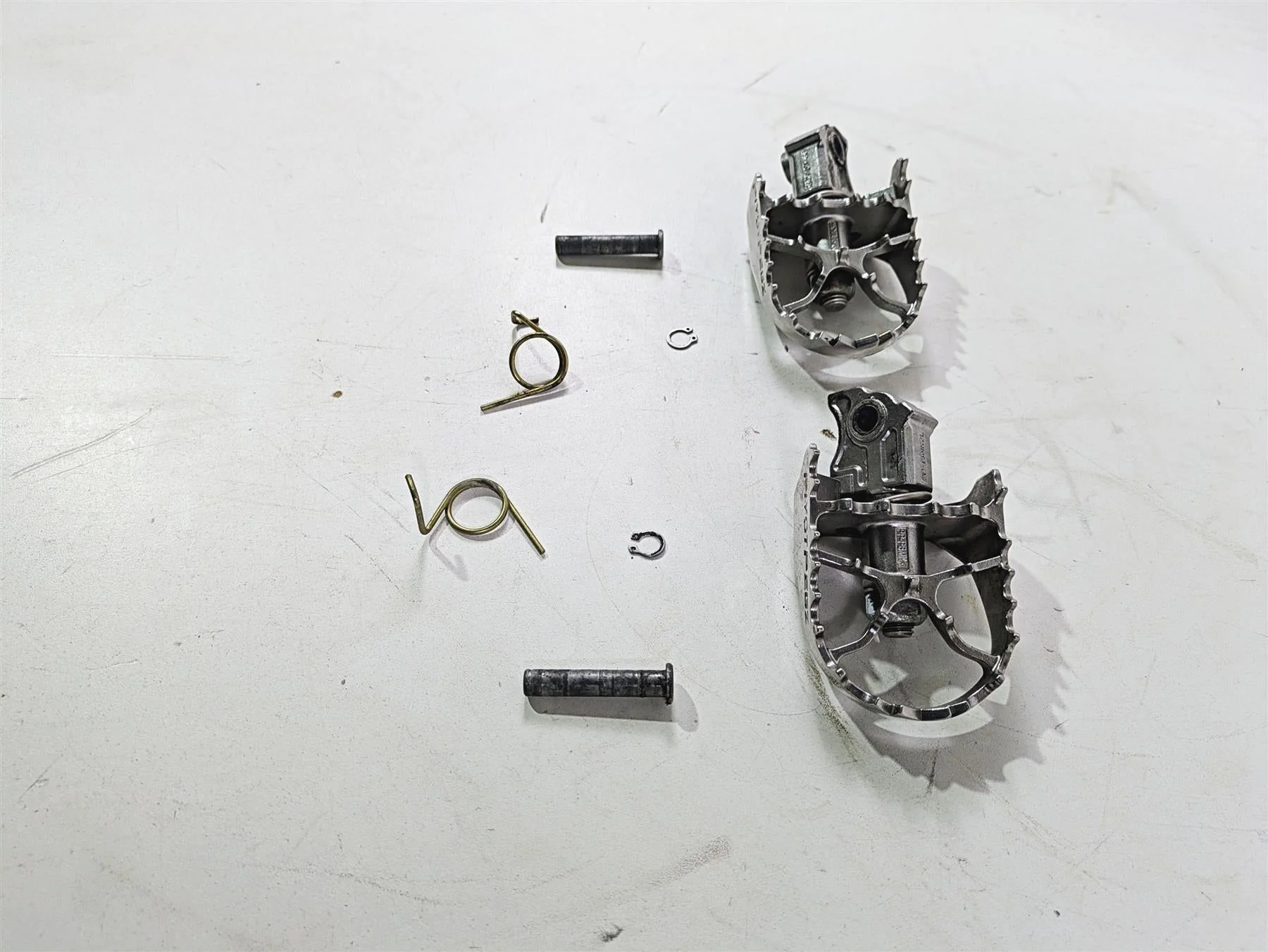 2016 Moto Guzzi Stelvio 1200 8V NTX Pivot Pegz Mk3 Front Foot Peg Set PP-33MK3 - Image 3