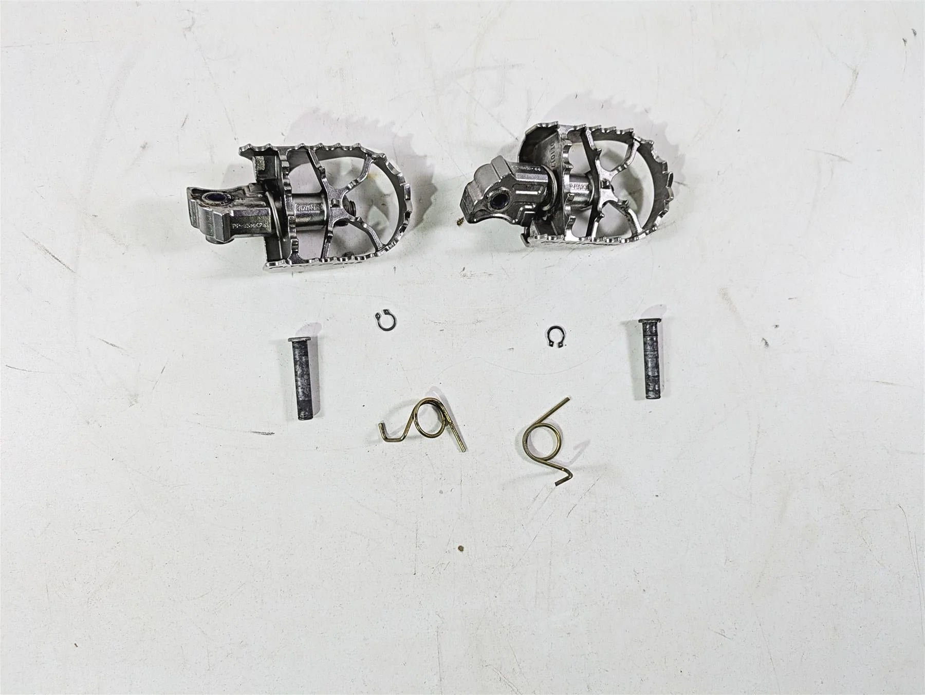 2016 Moto Guzzi Stelvio 1200 8V NTX Pivot Pegz Mk3 Front Foot Peg Set PP-33MK3 - Image 4