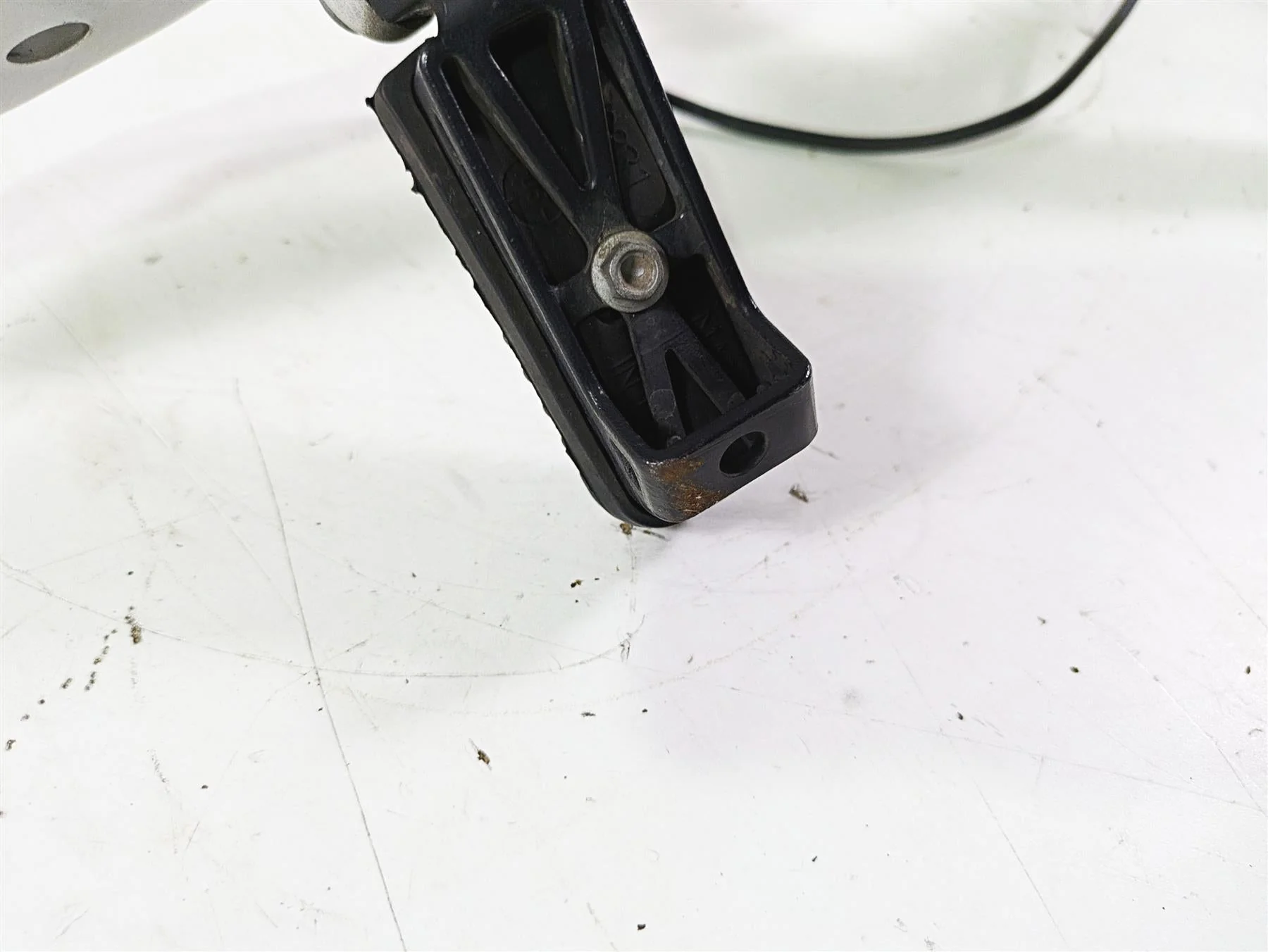 2016 Moto Guzzi Stelvio 1200 8V NTX Right Foot Peg Foot Rest + Mount Set 886987 - Image 9