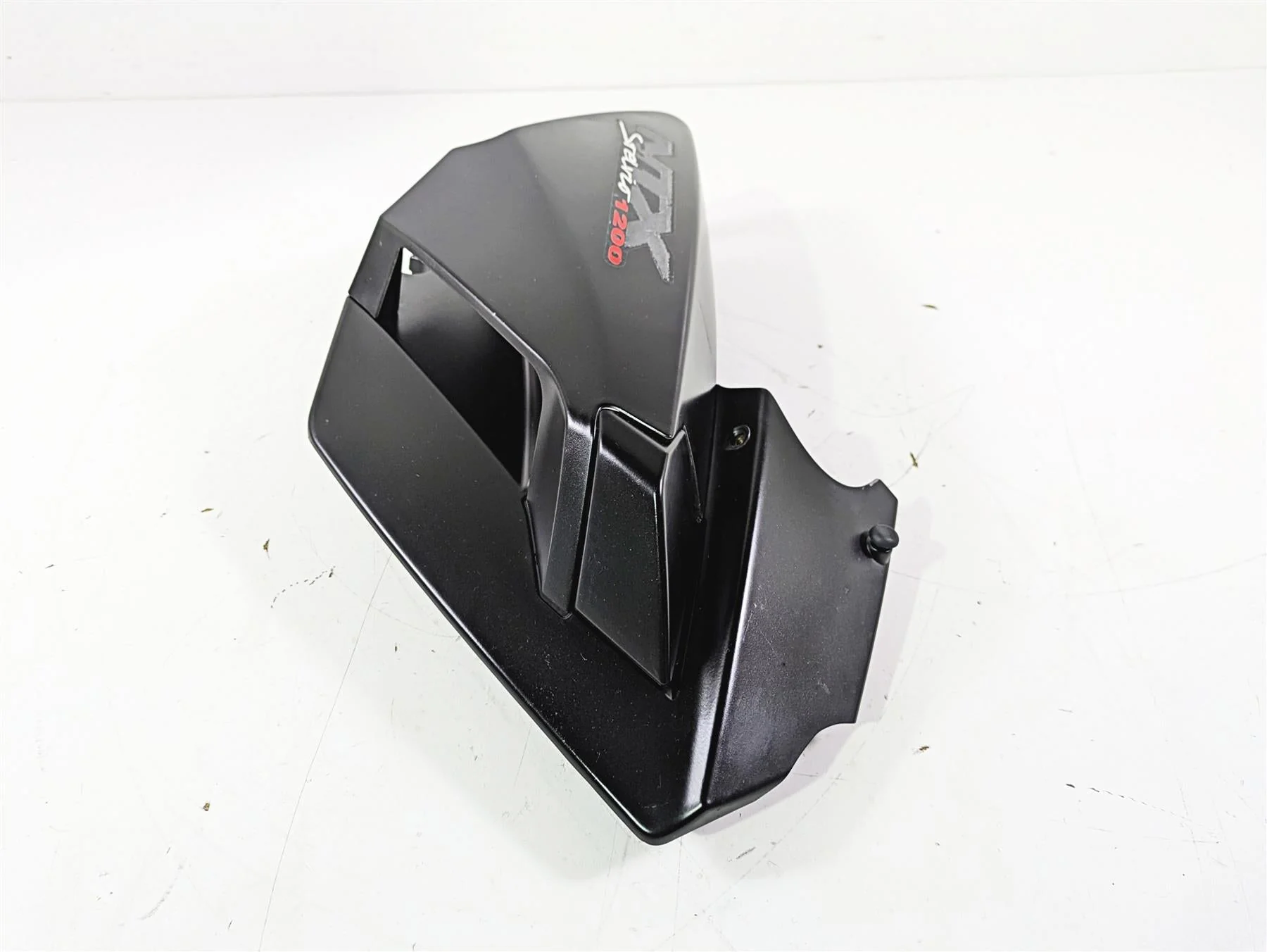 2016 Moto Guzzi Stelvio 1200 8V NTX Right Under Fuel Tank Side Cover Set 897639 - Image 2