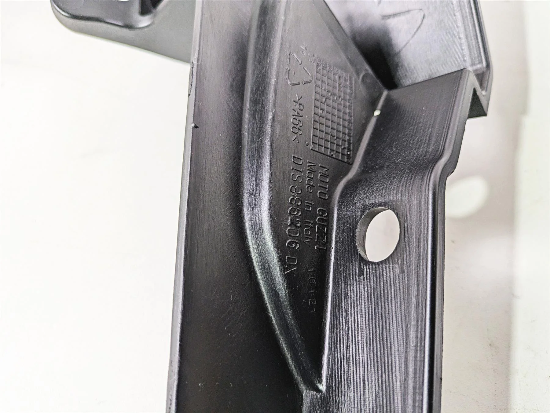 2016 Moto Guzzi Stelvio 1200 8V NTX Saddlebag Holder Bracket Set 886206 886207 - Image 9