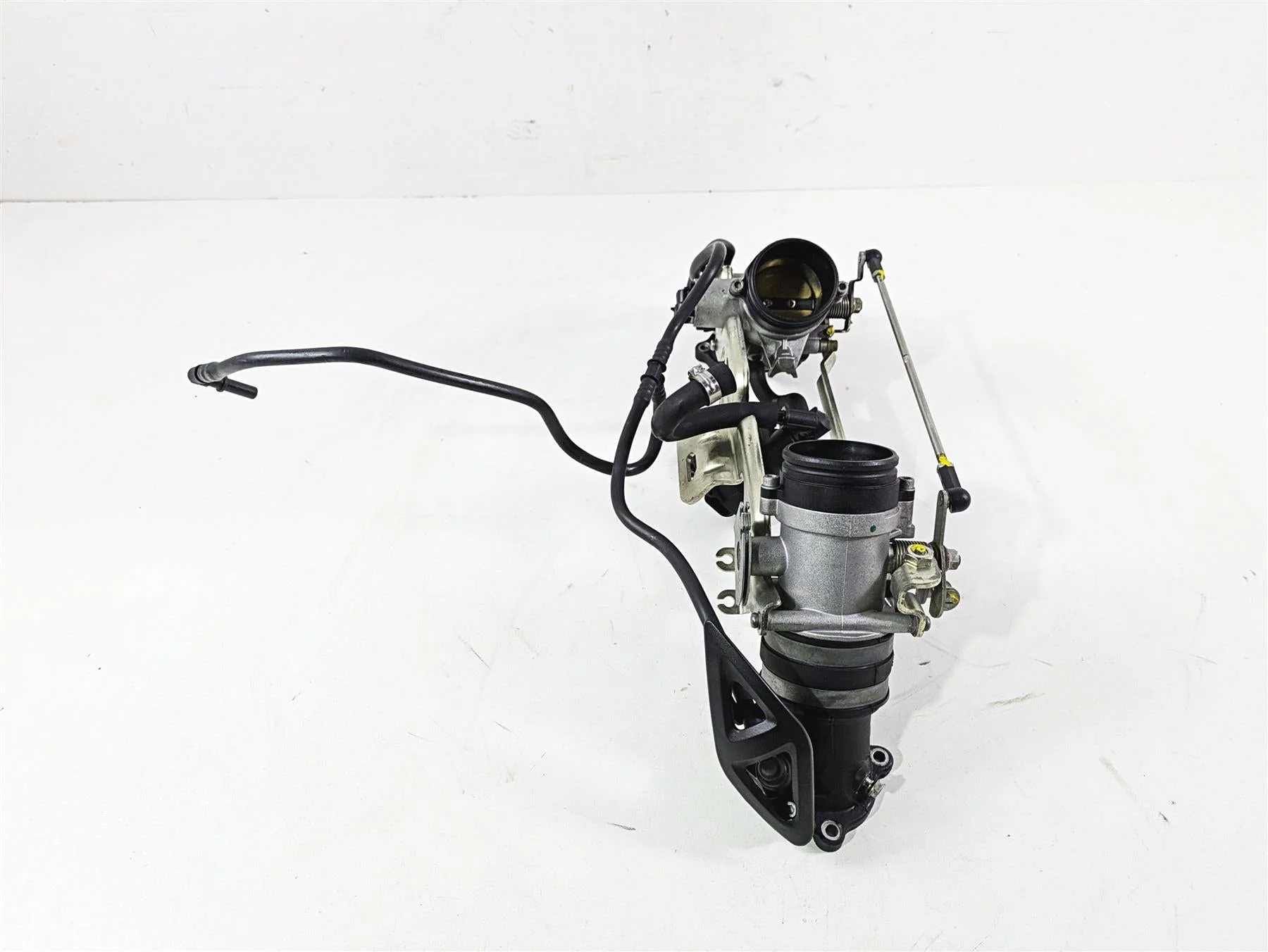 2016 Moto Guzzi Stelvio 1200 8V NTX Throttle Body Fuel Injection Set 880270 - Image 4