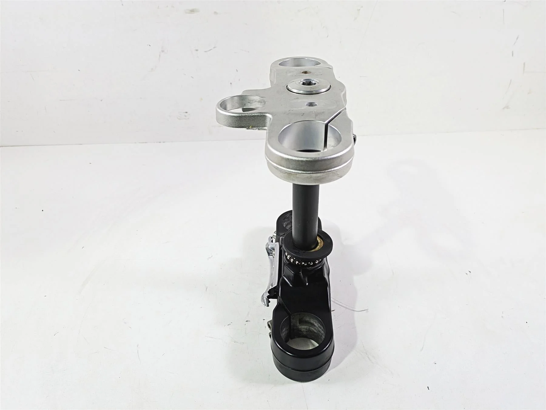 2016 Moto Guzzi Stelvio 1200 8V NTX Upper & Lower Triple Tree Set 886202 886199 - Image 2