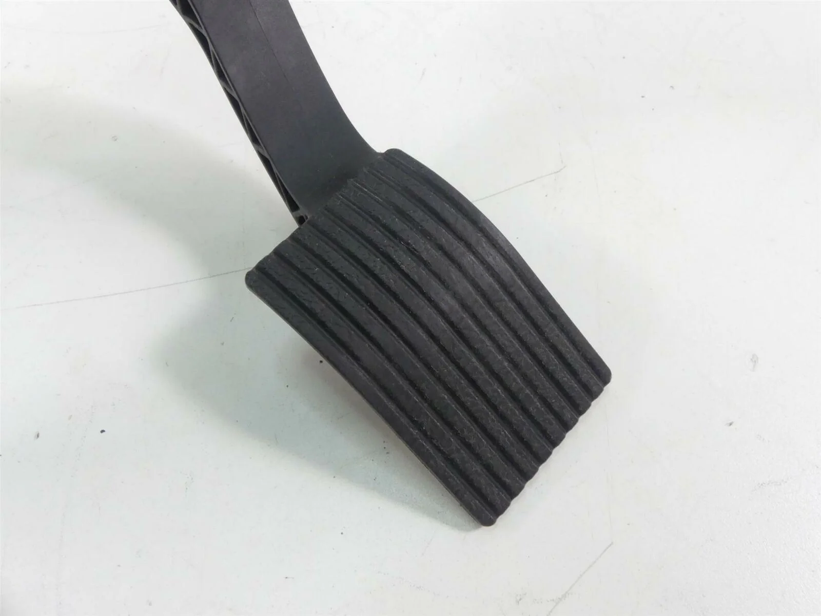 2016 Polaris RZR1000 XP Turbo EPS Brake & Accelerate Foot Pedal Set 4014042 - Image 11