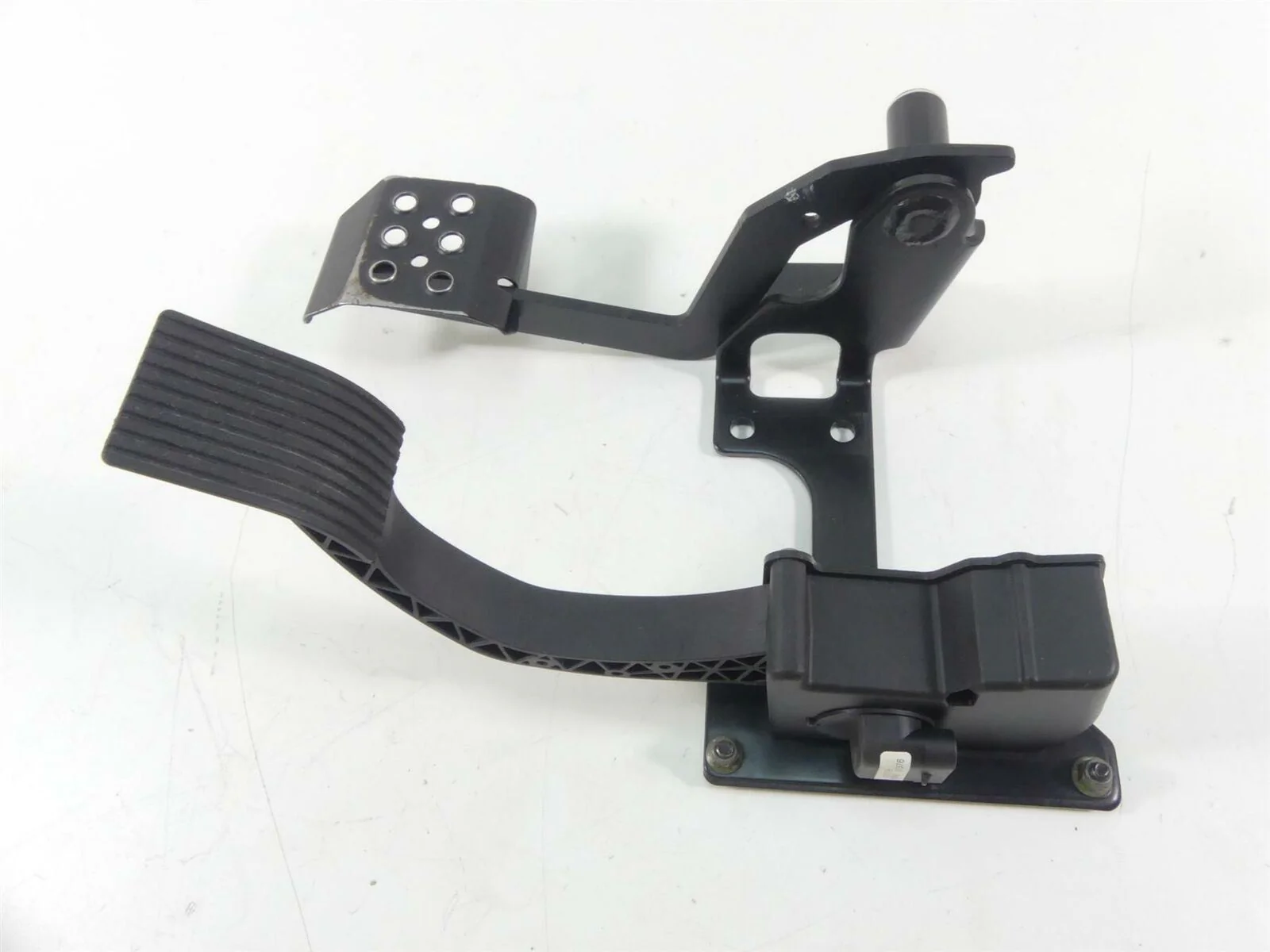2016 Polaris RZR1000 XP Turbo EPS Brake & Accelerate Foot Pedal Set 4014042 - Image 2