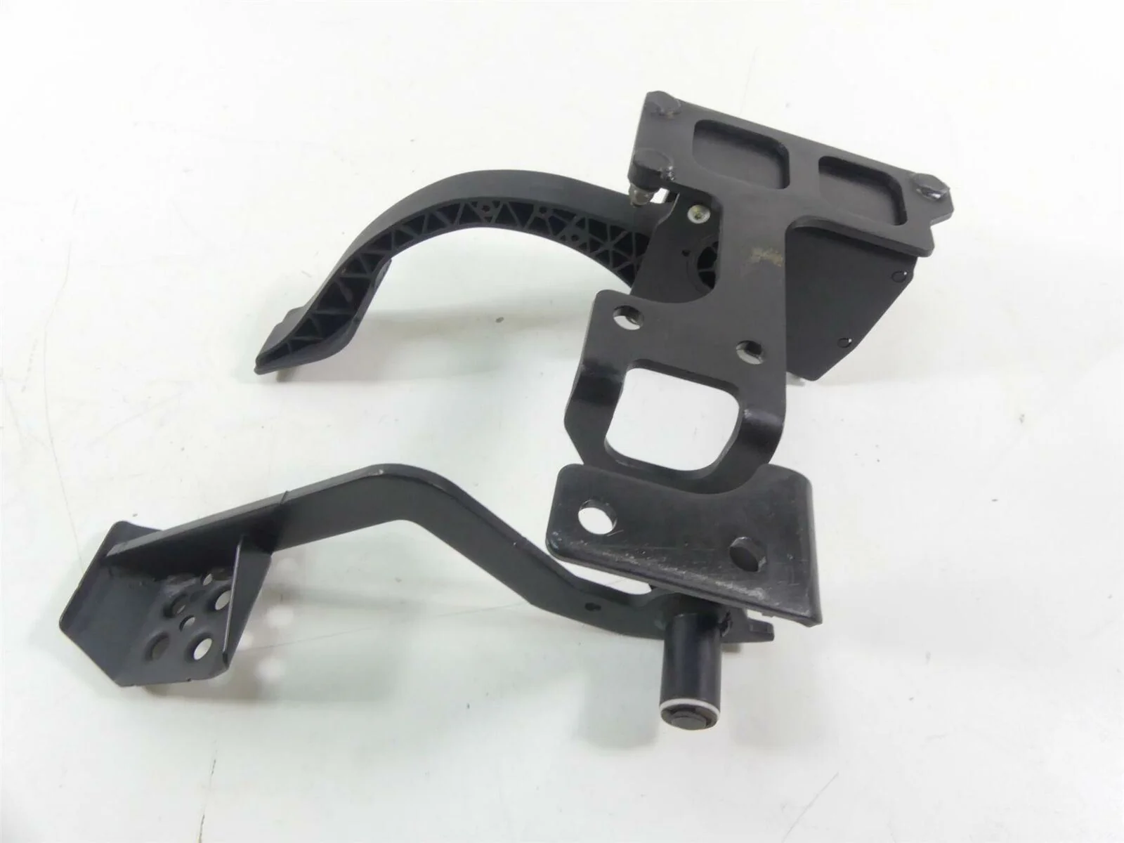 2016 Polaris RZR1000 XP Turbo EPS Brake & Accelerate Foot Pedal Set 4014042 - Image 6