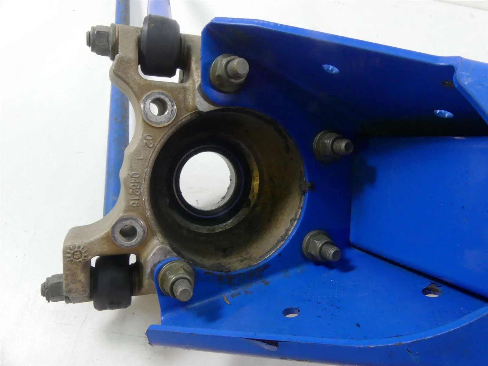 2016 Polaris RZR1000 XP Turbo EPS Rear Left Trailing Arm Spindle Set 1019357 - Image 4