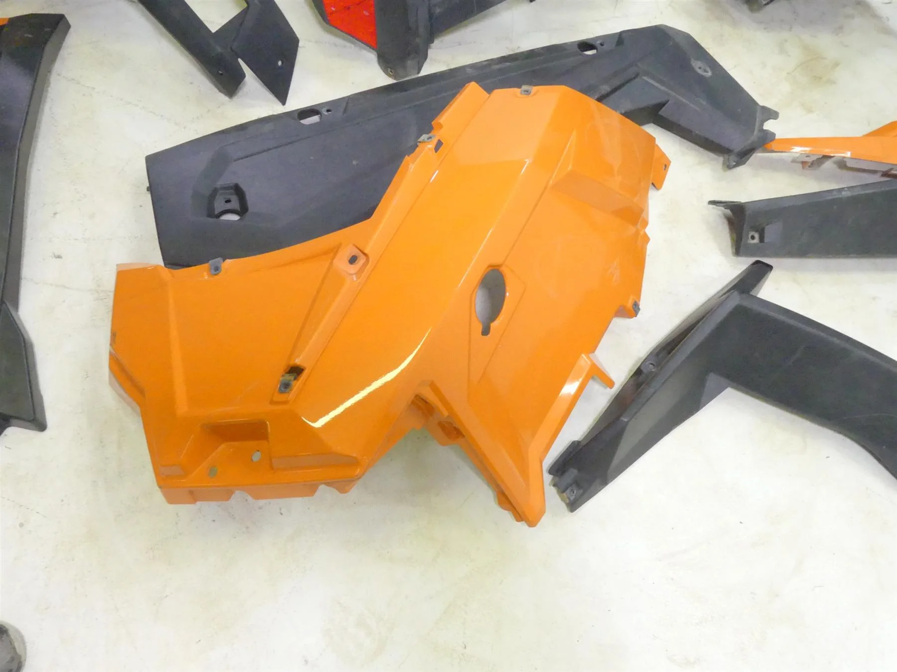 2016 Polaris RZR900 S EPS Body Fairing Plastic Tank Door Panel Cover Set 5439834 - Image 11