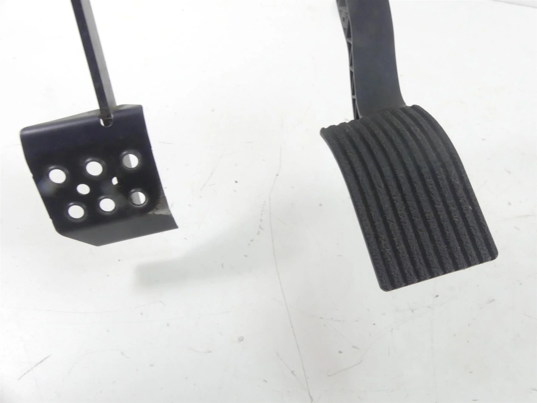2016 Polaris RZR900 S EPS Brake & Accelerate Pedal Set 401635 4014042 - Image 7