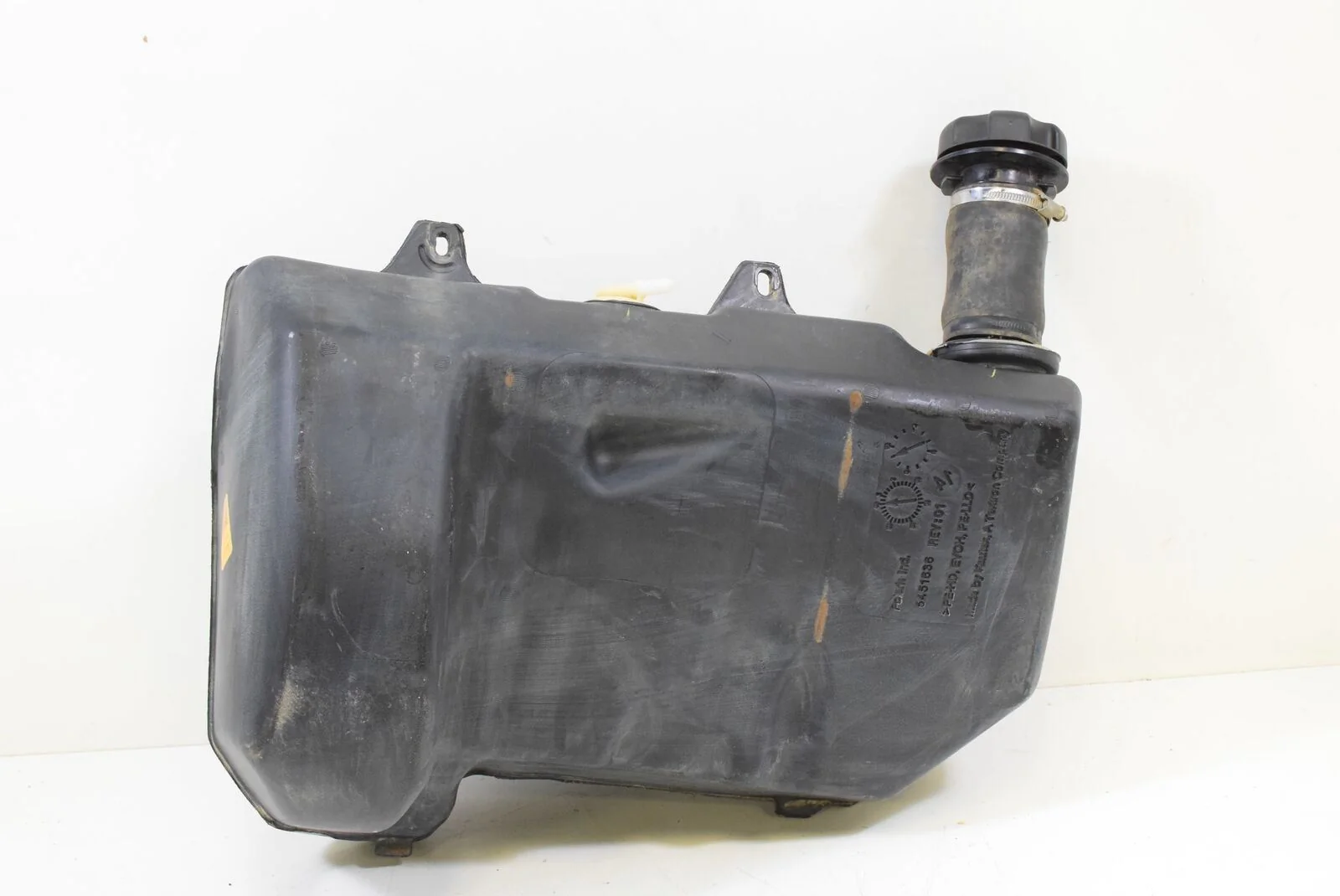 2016 Polaris Sportsman 850 High Lifter Fuel Gas Petrol Reservoir Tank 5451636 - Image 2