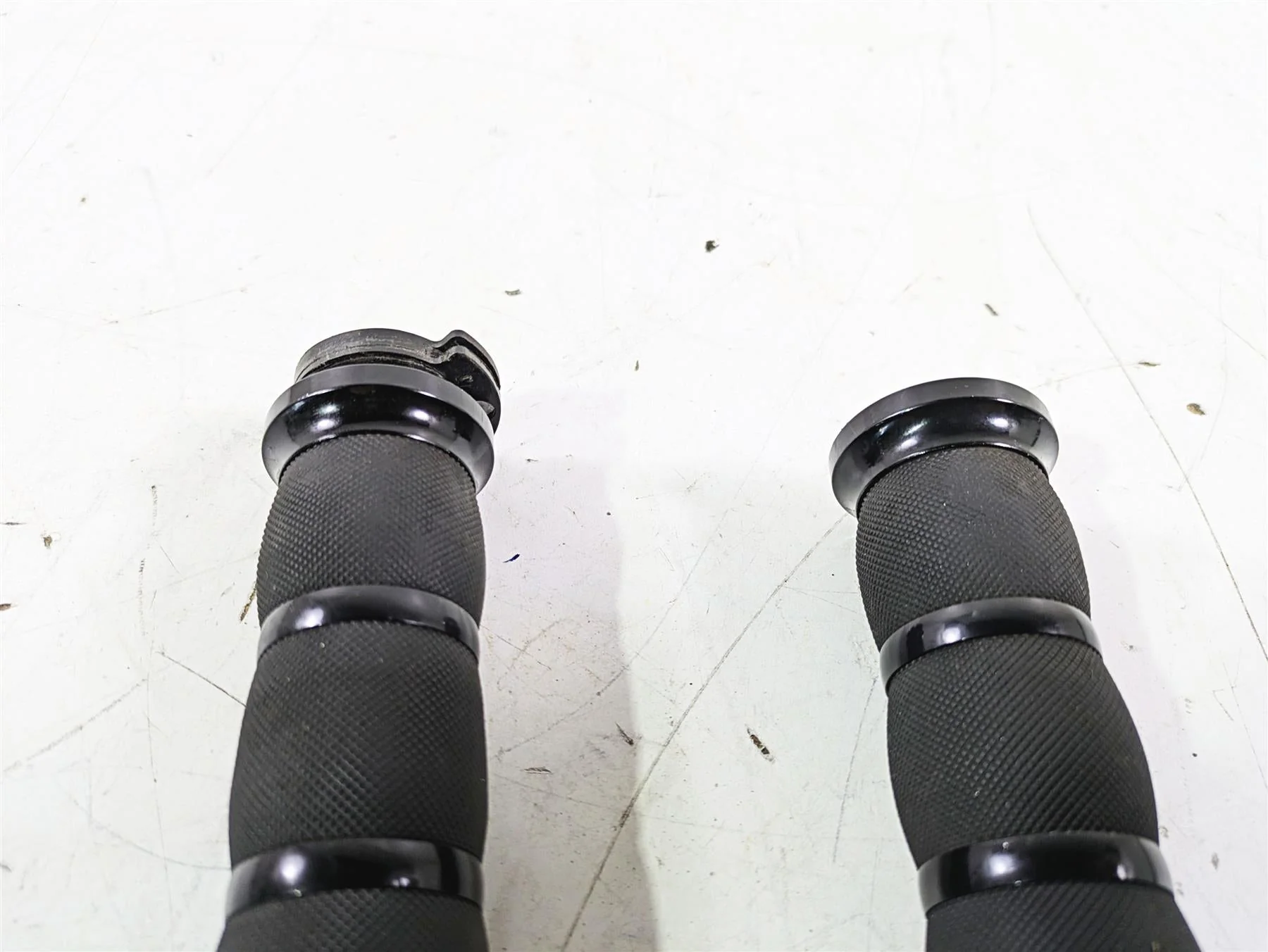 2016 Suzuki GSXR1000 Avon Air Cushion Anodized Grip Set AIR-90 - Image 11