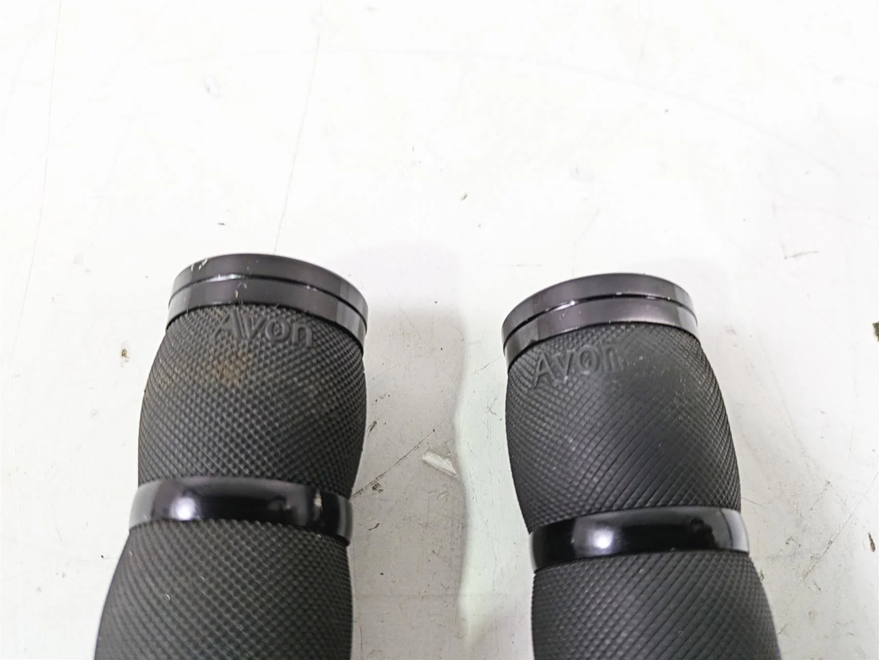 2016 Suzuki GSXR1000 Avon Air Cushion Anodized Grip Set AIR-90 - Image 8