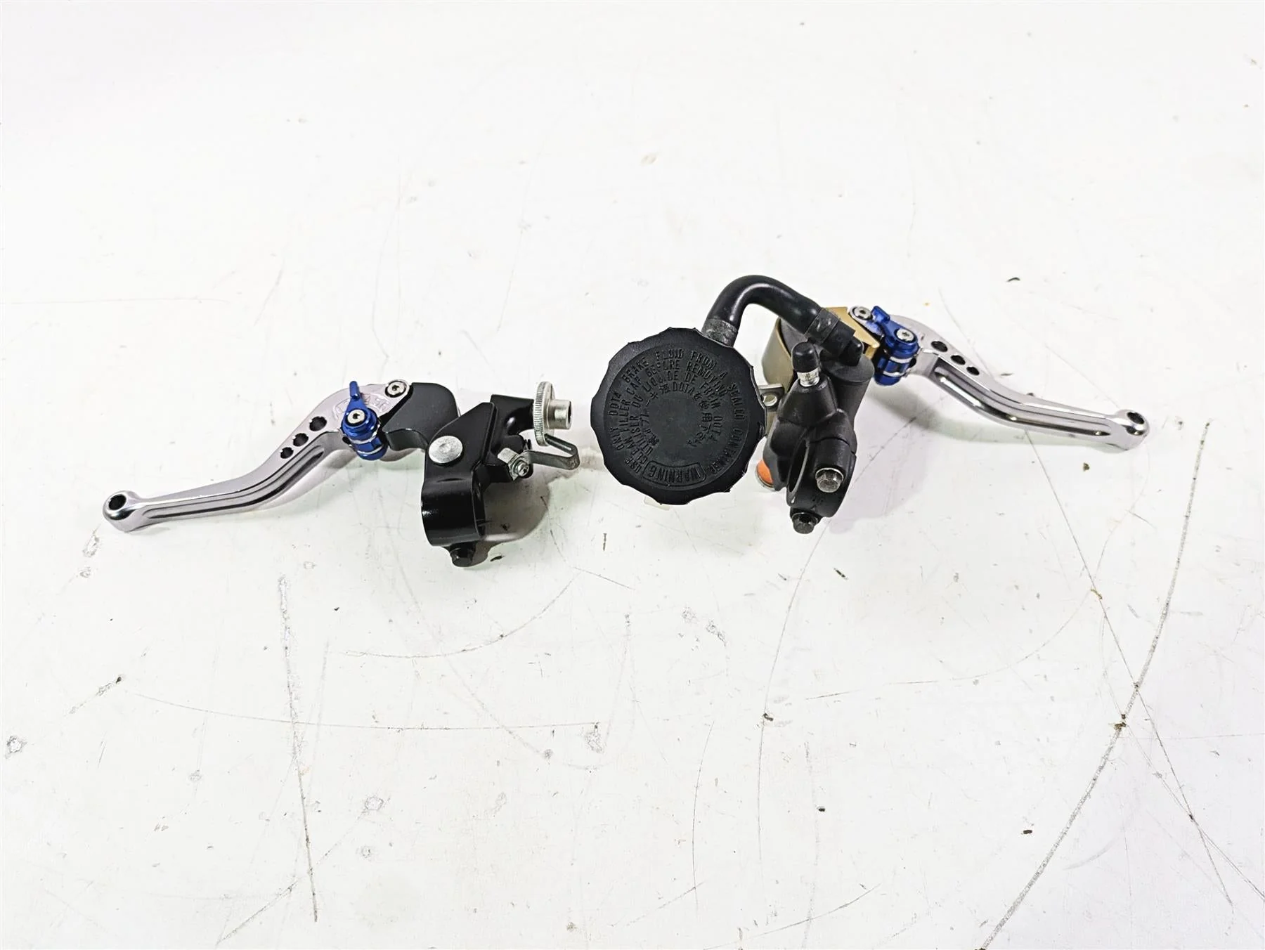 2016 Suzuki GSXR1000 Front Radial Brake Master Cylinder Nissin 11/16 59600-47H00