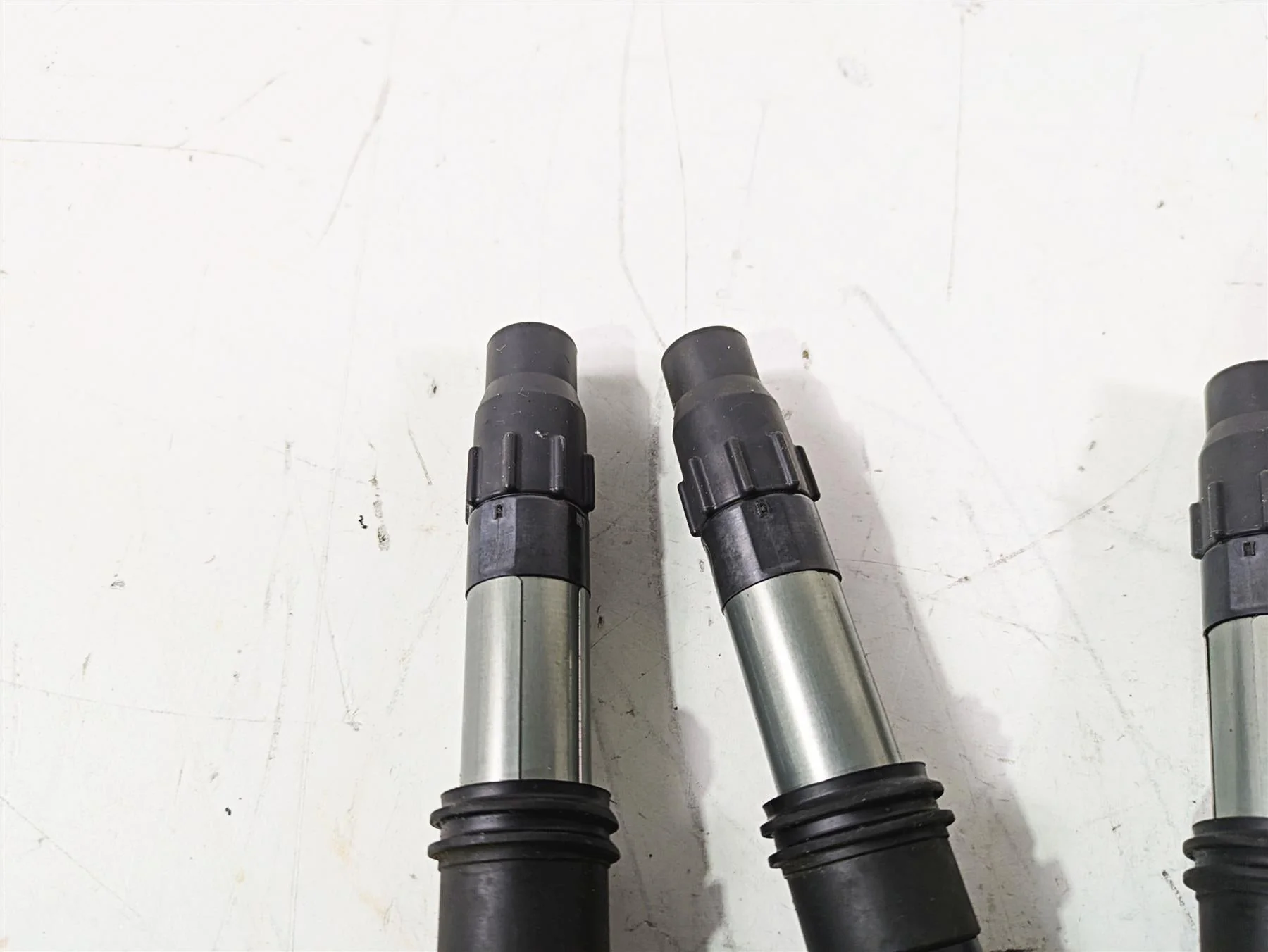 2016 Suzuki GSXR1000 Ignition Coils Stick Coils Set 33410-47H00 - Image 8