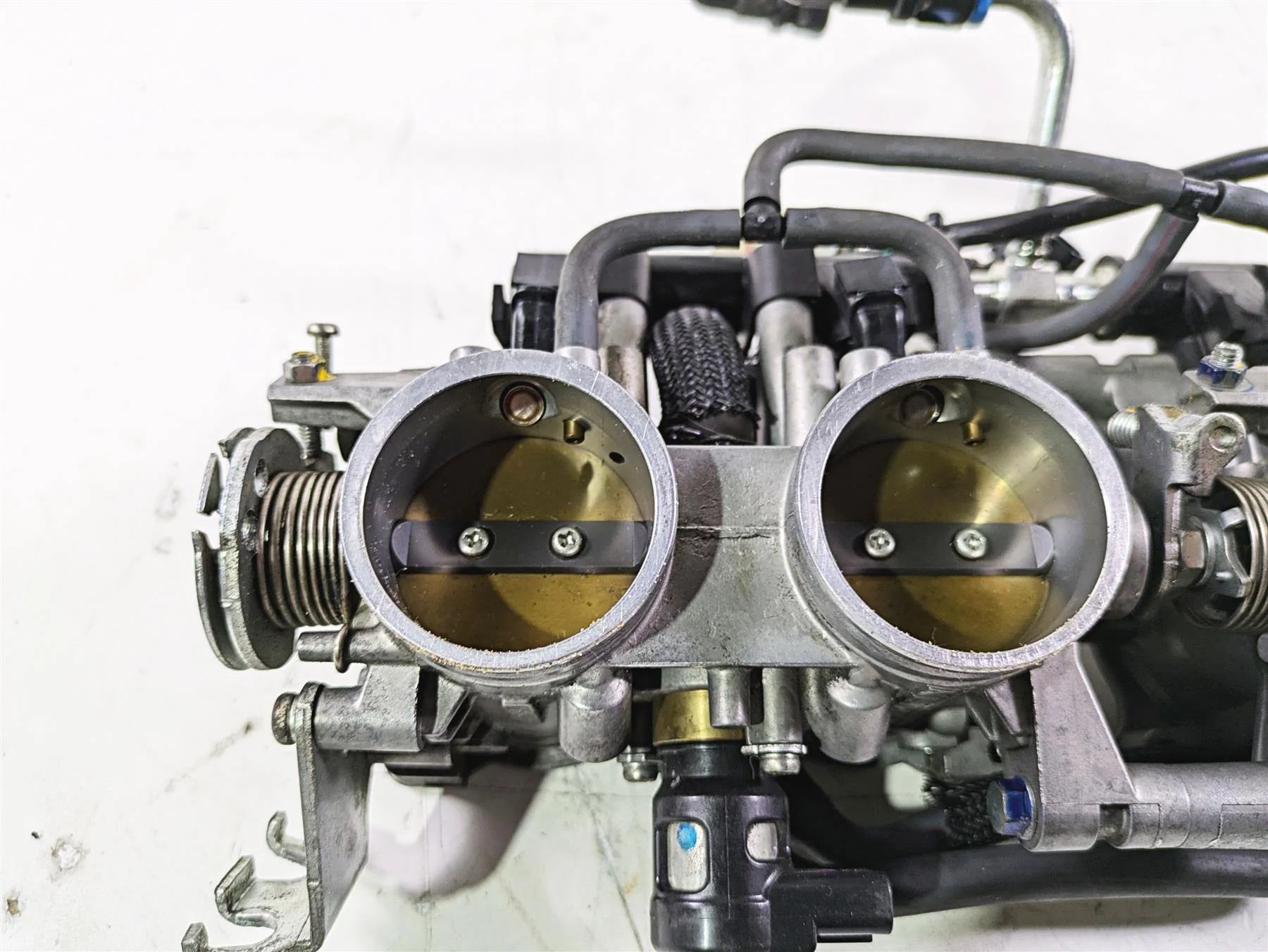 2016 Suzuki GSXR1000 Keihin Throttle Body Bodies Fuel Injection  13406-47H40 - Image 10