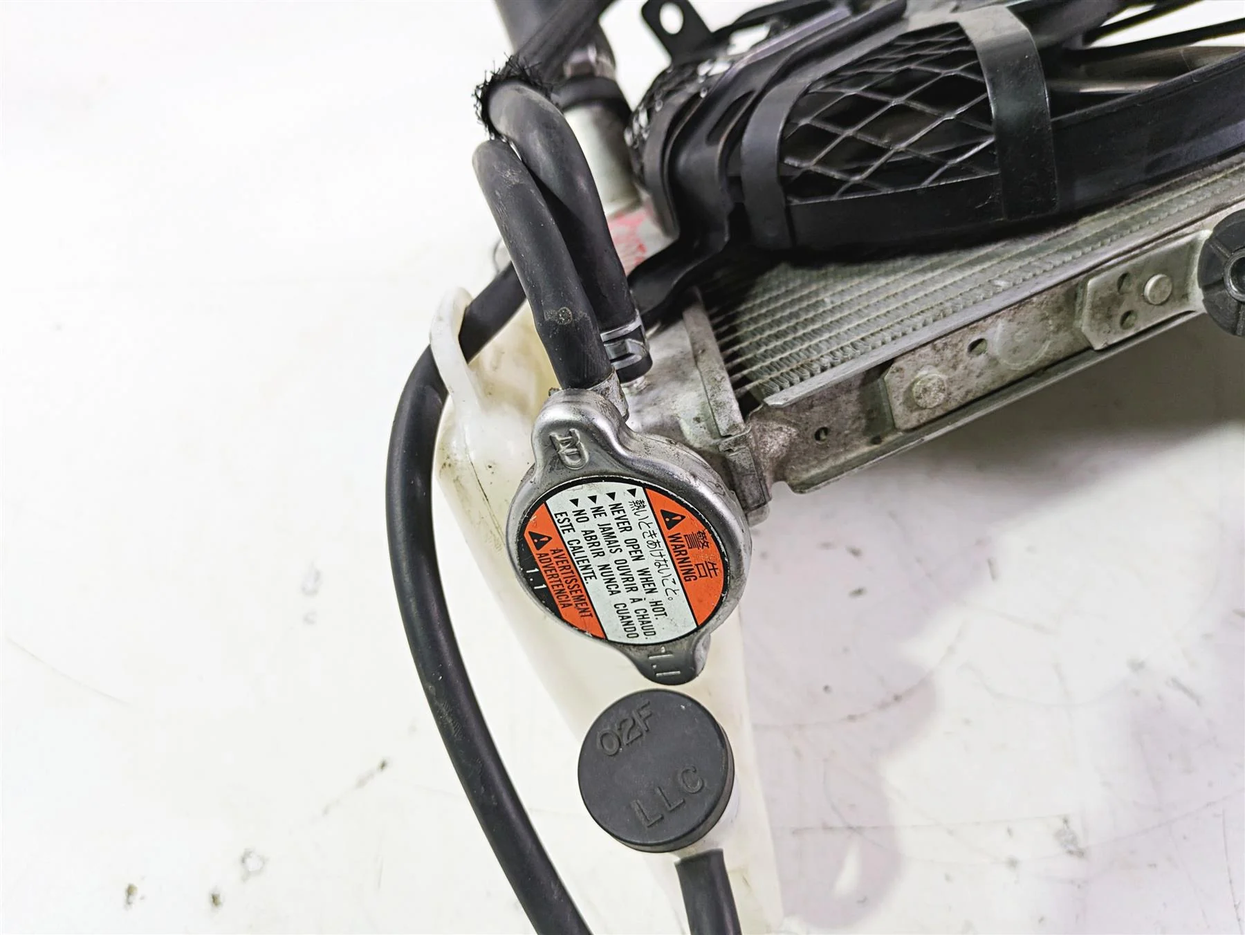 2016 Suzuki GSXR1000 Radiator Fan Reservoir Hoses Set - No Leaks 17710-47H10 - Image 12