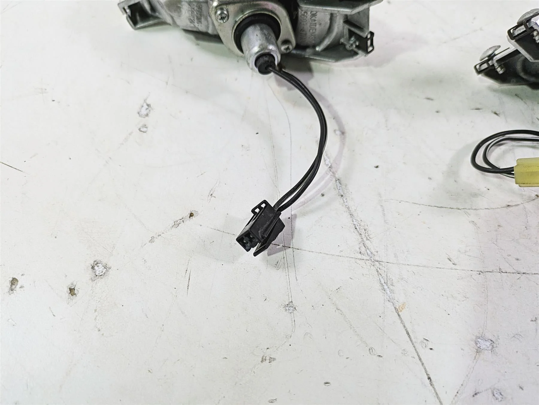 2016 Suzuki GSXR1000 Rear Blinkers Turn Signal Set 35603-47H00 35604-47H00 - Image 9