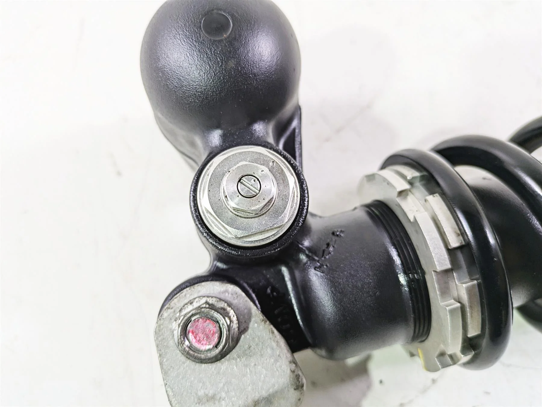 2016 Suzuki GSXR1000 Rear Shock Damper Suspension - Read 62100-47Y10-019 - Image 8