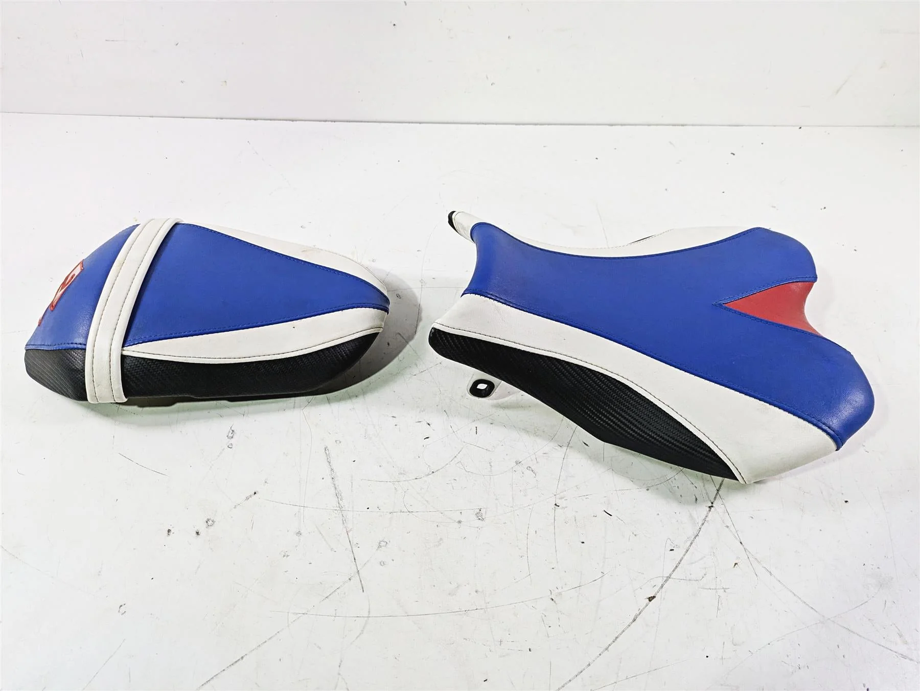 2016 Suzuki GSXR1000 Recovered Front Rear Rider Driver Seat Set 45100-47H10 - Image 3