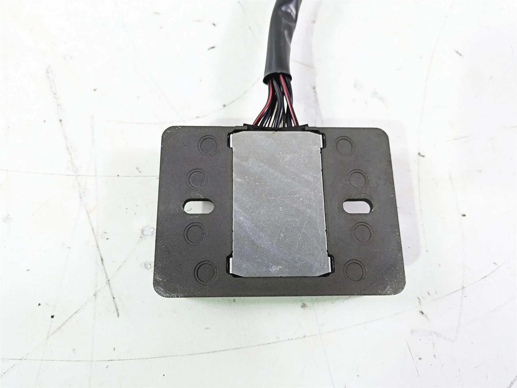 2016 Suzuki GSXR1000 Rectifier Voltage Regulator SH811AA 32800-47H00 - Image 9