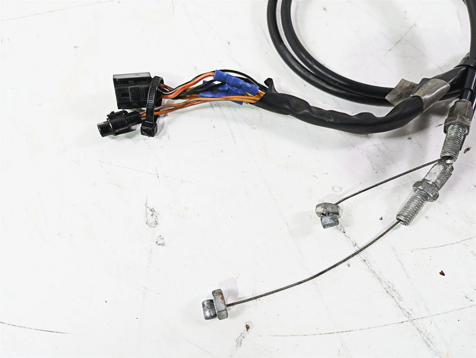 2016 Suzuki GSXR1000 Right Hand Start Stop Control Switch - Read 37200-47H30 - Image 5