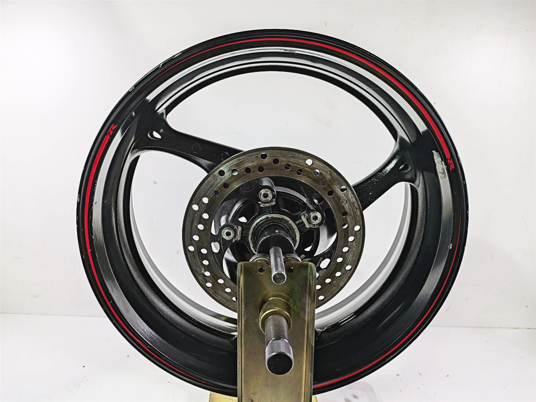2016 Suzuki GSXR1000 Straight 17x6 Rear Wheel Rim 64111-47H00-019 - Image 3