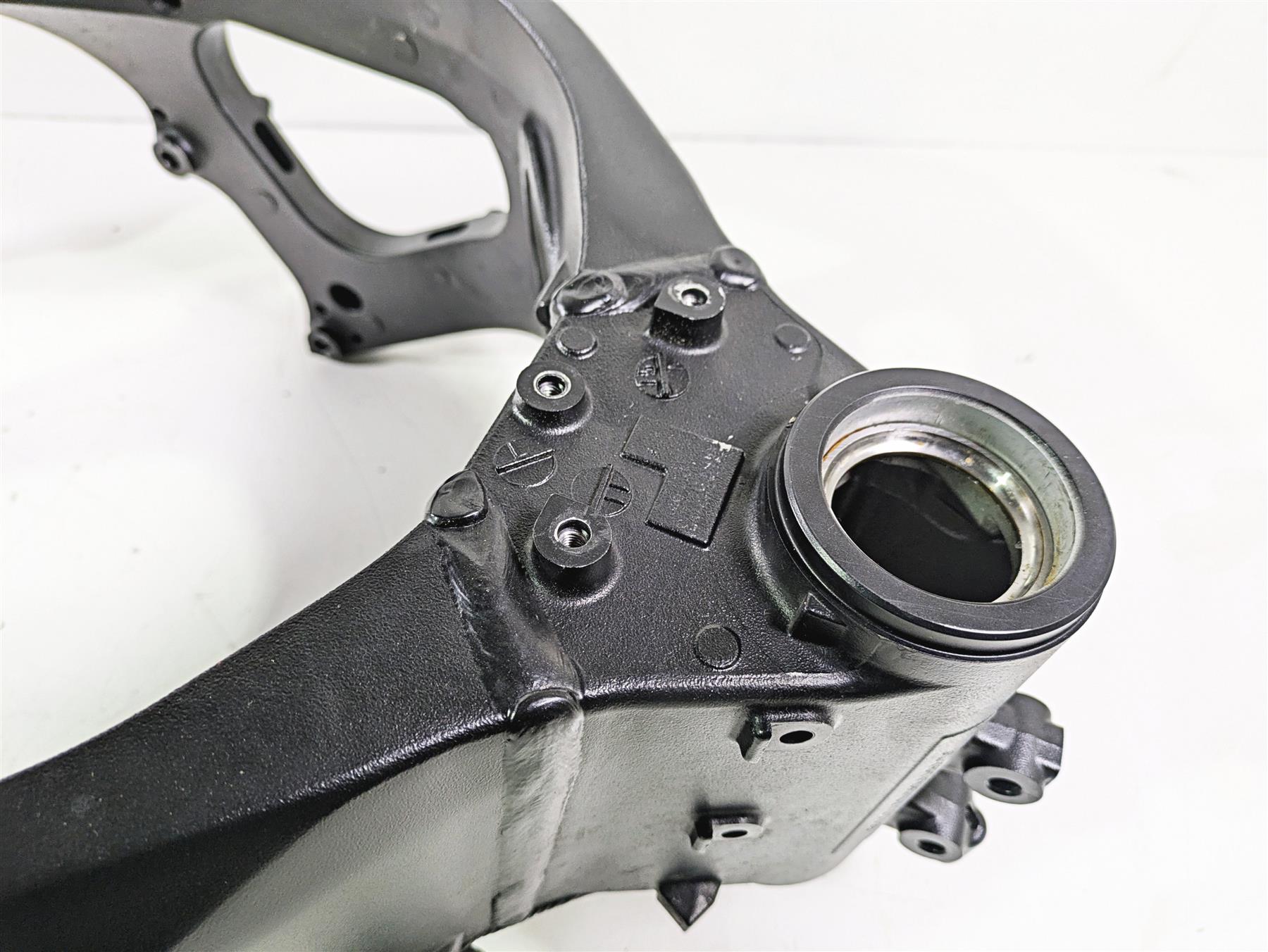 2016 Suzuki GSXR1000 Straight Main Frame Chassis With Mississippi Salvage Title 41100-47H21-YAP - Image 6