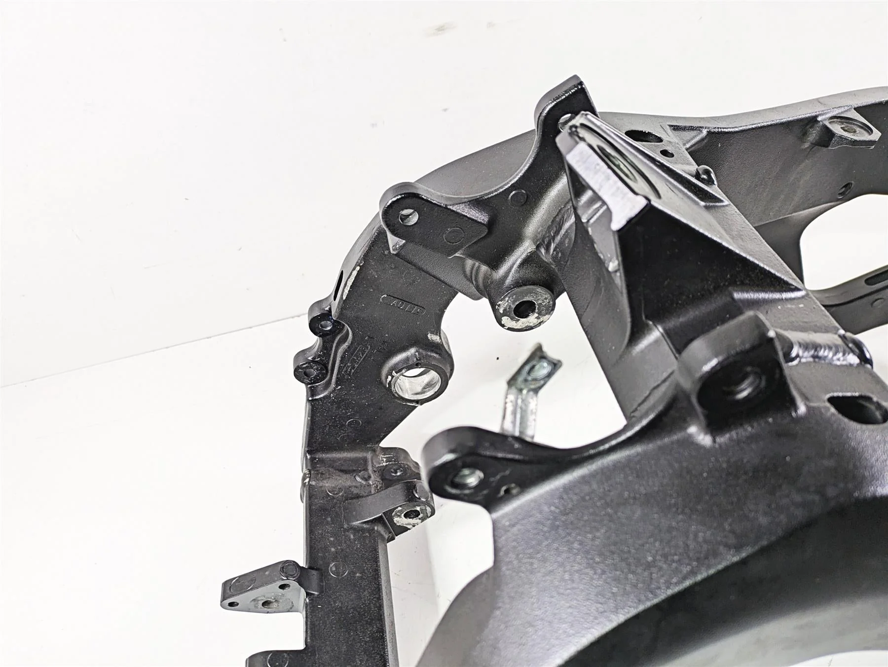 2016 Suzuki GSXR1000 Straight Main Frame Chassis With Mississippi Salvage Title 41100-47H21-YAP - Image 8