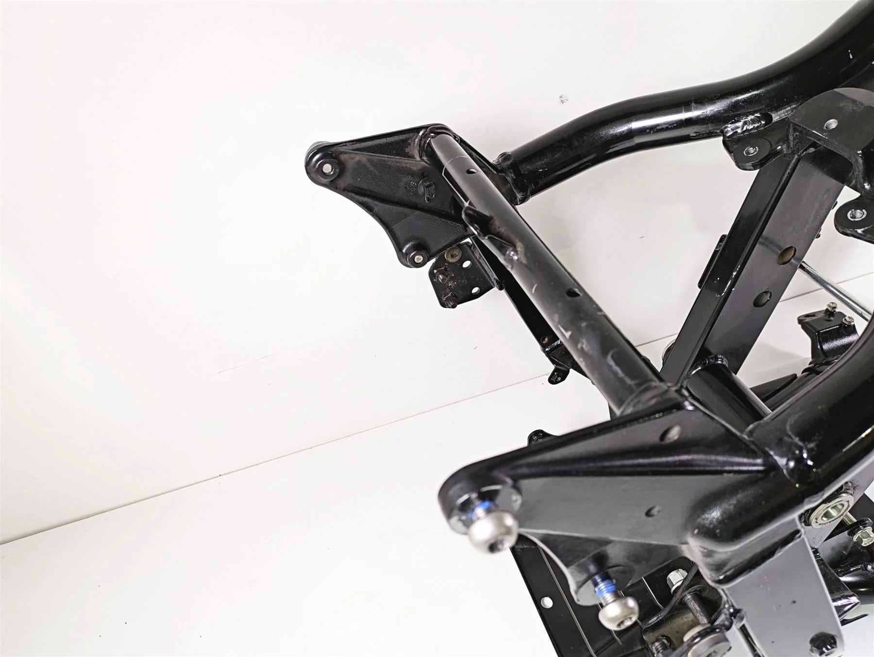 2016 Suzuki M109R VZR1800 Boulevard Frame & Rear Inner Fender With Salvage Texas Title 41100-48G40 - Image 5