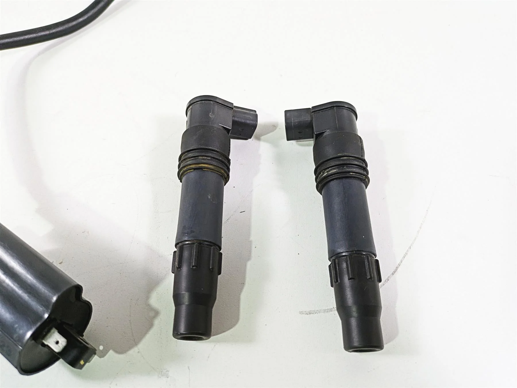 2016 Suzuki M109R VZR1800 Boulevard Ignition Coil Set 33410-35F10 33410-35F11 - Image 11