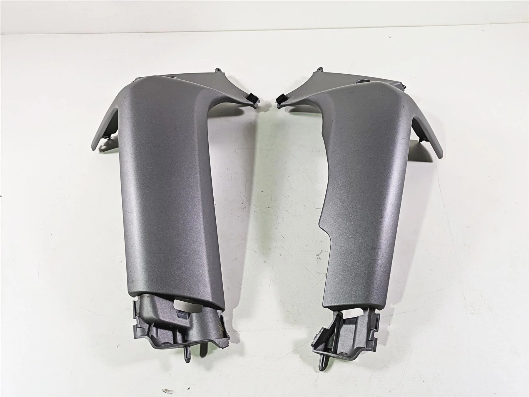 2016 Suzuki M109R VZR1800 Boulevard Radiator Fairing Cover Set 47551-48G0