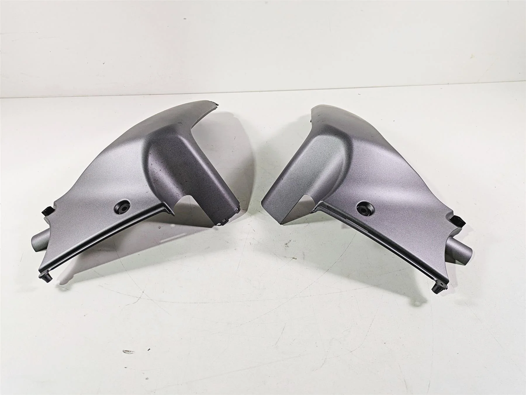 2016 Suzuki M109R VZR1800 Boulevard Radiator Fairing Cover Set 47551-48G0 - Image 7