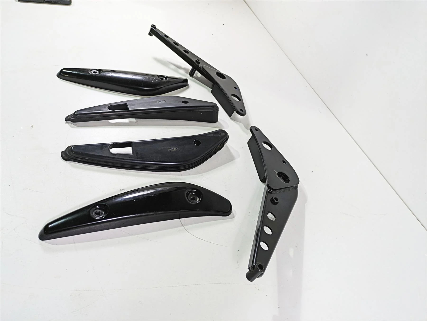 2016 Suzuki M109R VZR1800 Boulevard Rear Fender Strut Cover Set 41630-48G20 - Image 3