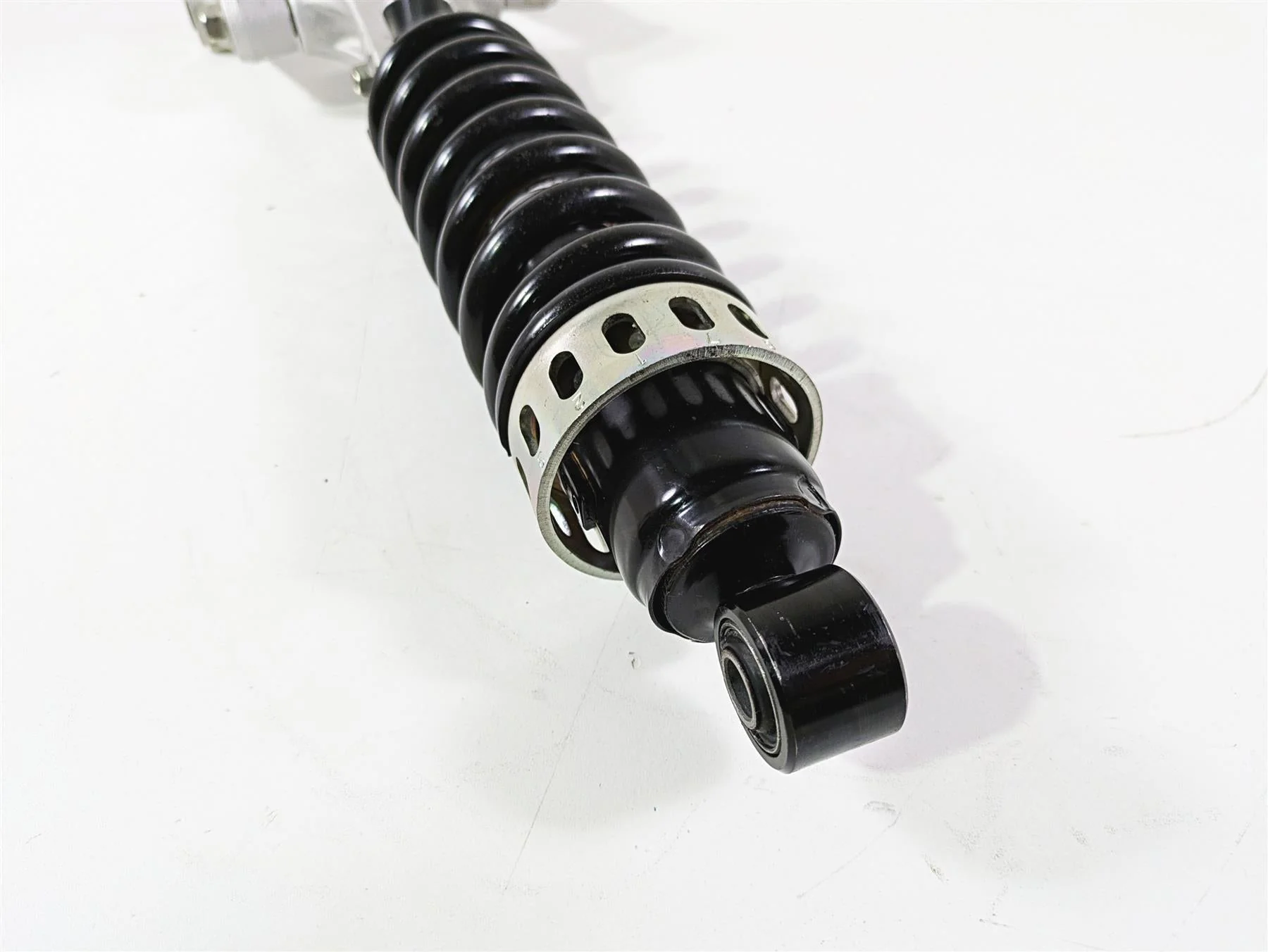 2016 Suzuki M109R VZR1800 Boulevard Rear Shock Suspension Damper 62100-48GB0 - Image 11