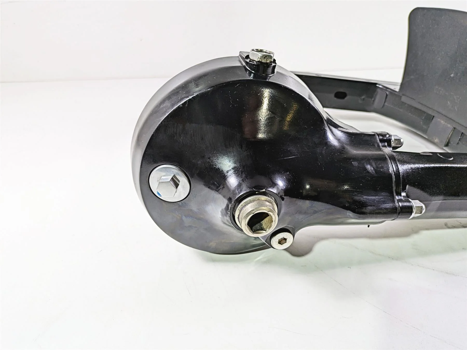 2016 Suzuki M109R VZR1800 Boulevard Swingarm Differential Shaft 27300-48850 - Image 7