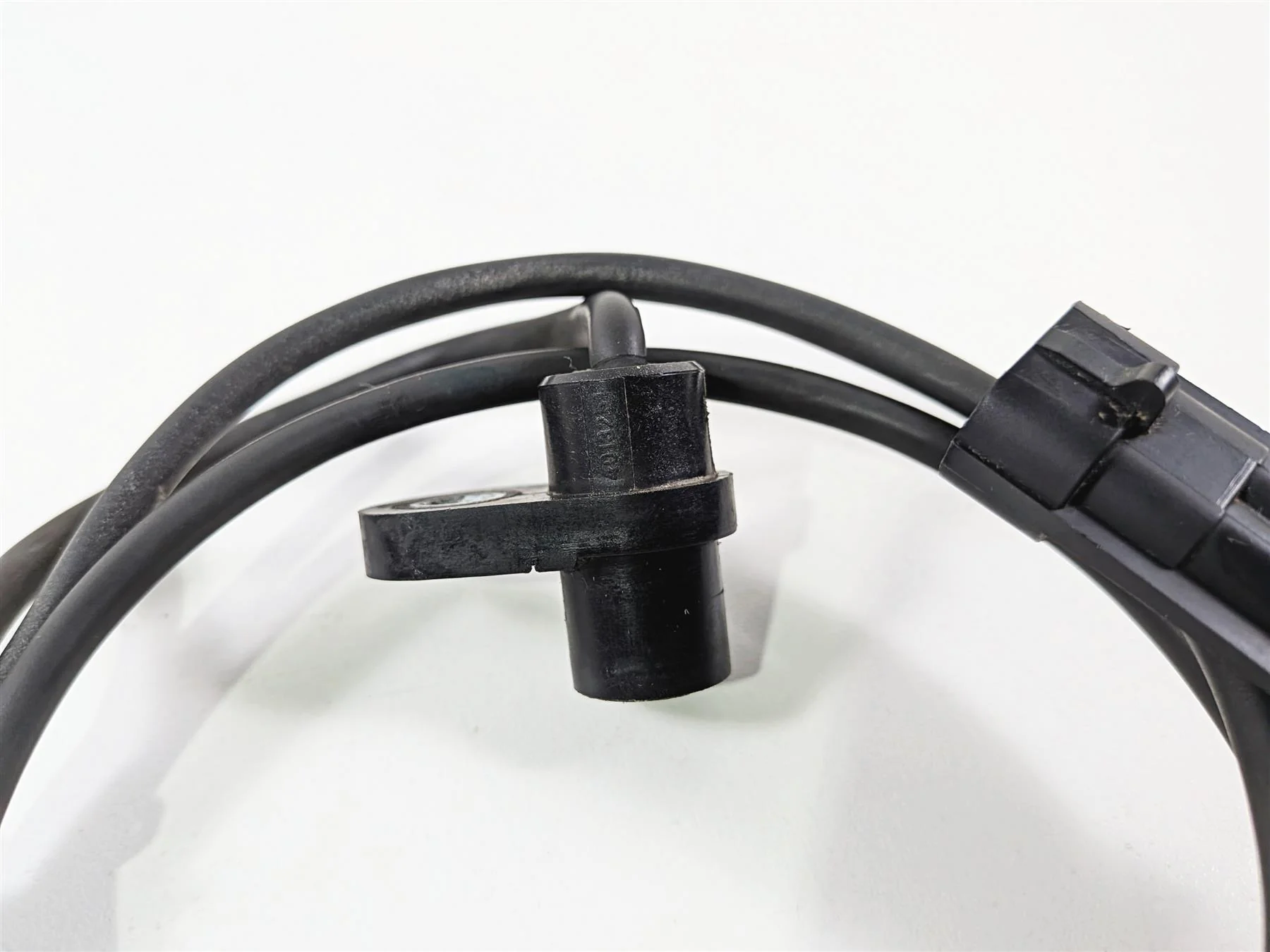2016 Victory Cross Country Front Abs Brake Wheel Speed Sensor 4013251 4081069 - Image 11