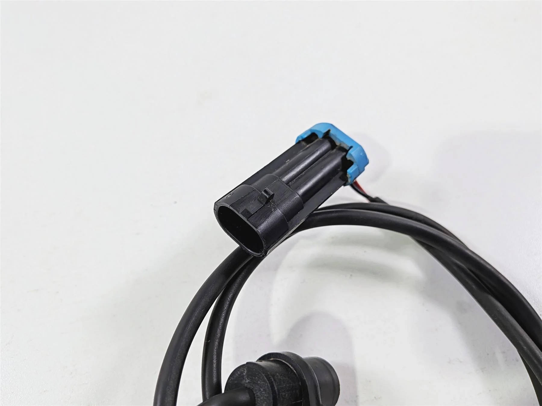 2016 Victory Cross Country Front Abs Brake Wheel Speed Sensor 4013251 4081069 - Image 7