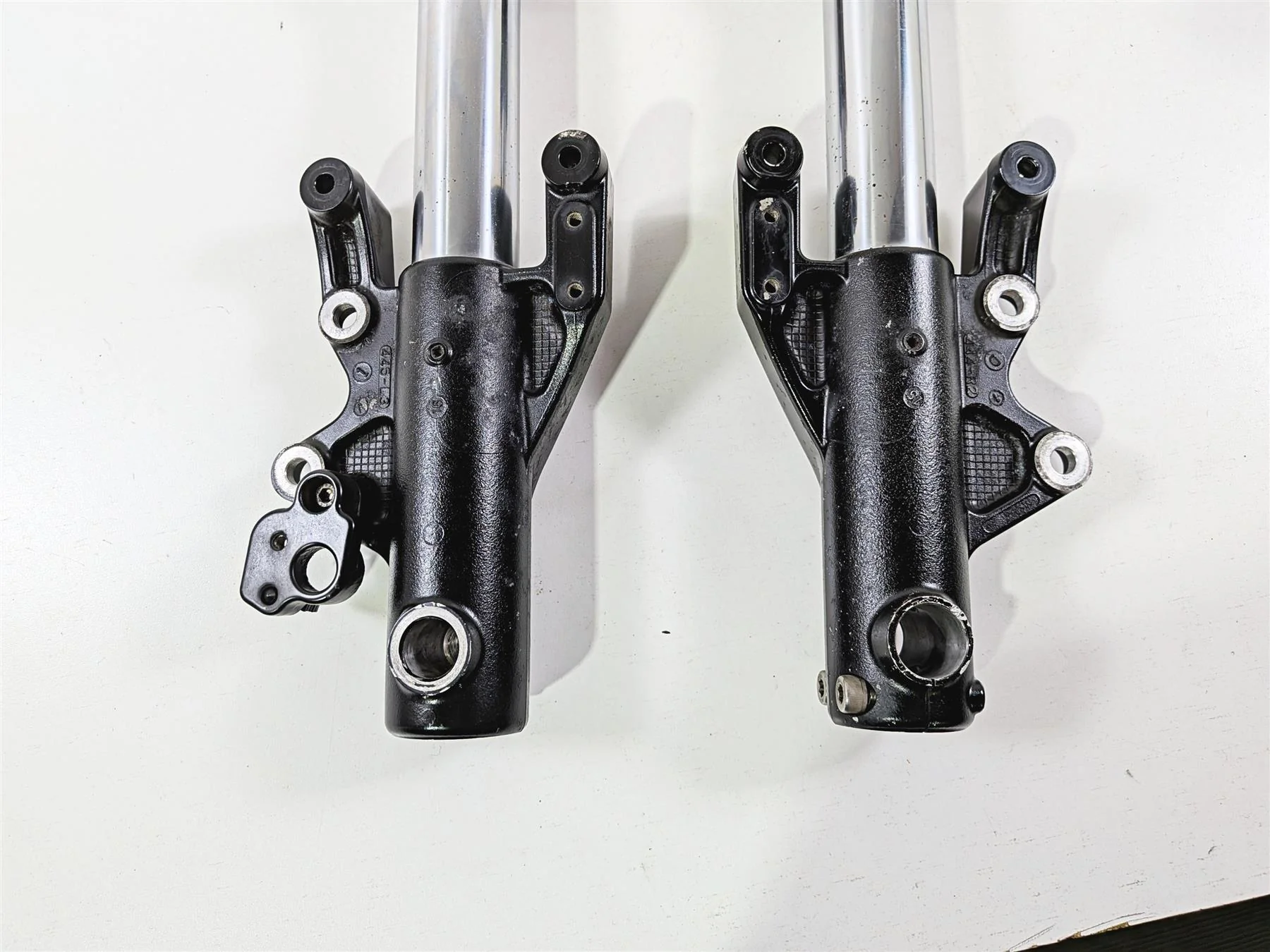 2016 Victory Cross Country Front Fork Leg Set 1823818 1823819 - Image 8