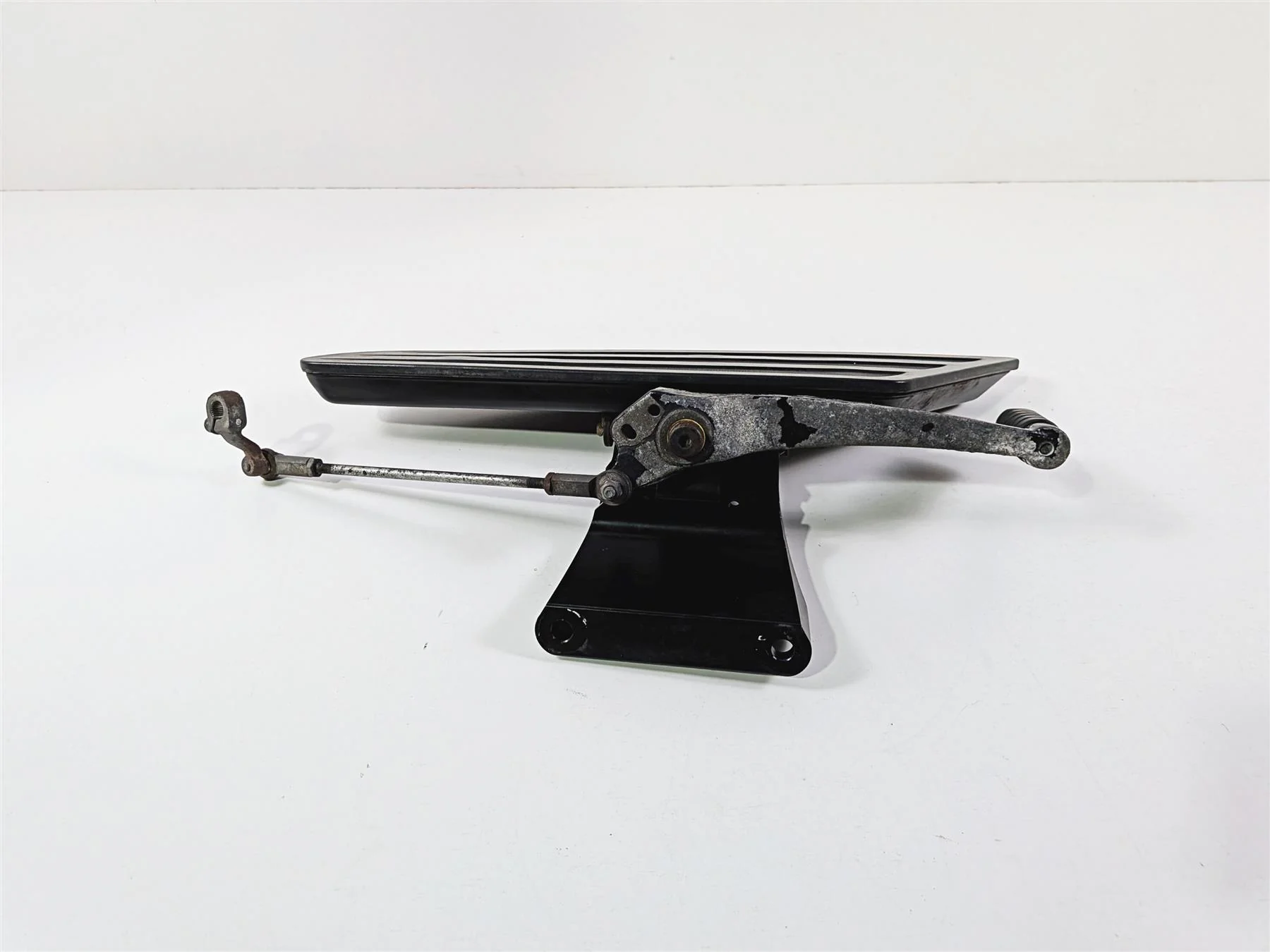 2016 Victory Cross Country Front Left Floorboard & Shifter 1021215 5137197 - Image 7