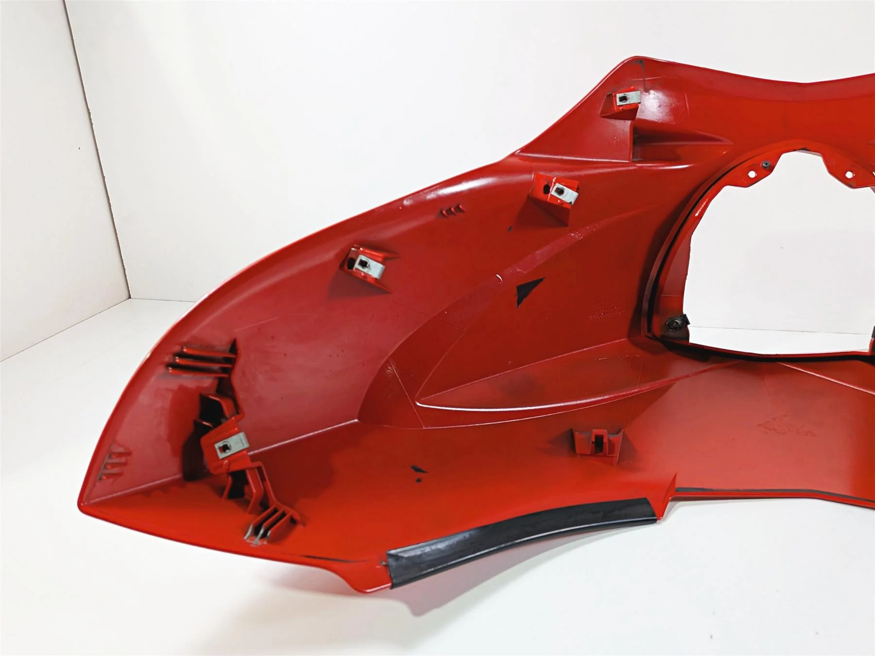 2016 Victory Cross Country Front Nose Outer Fairing Cover Cowl -Red 5439275 - Image 8